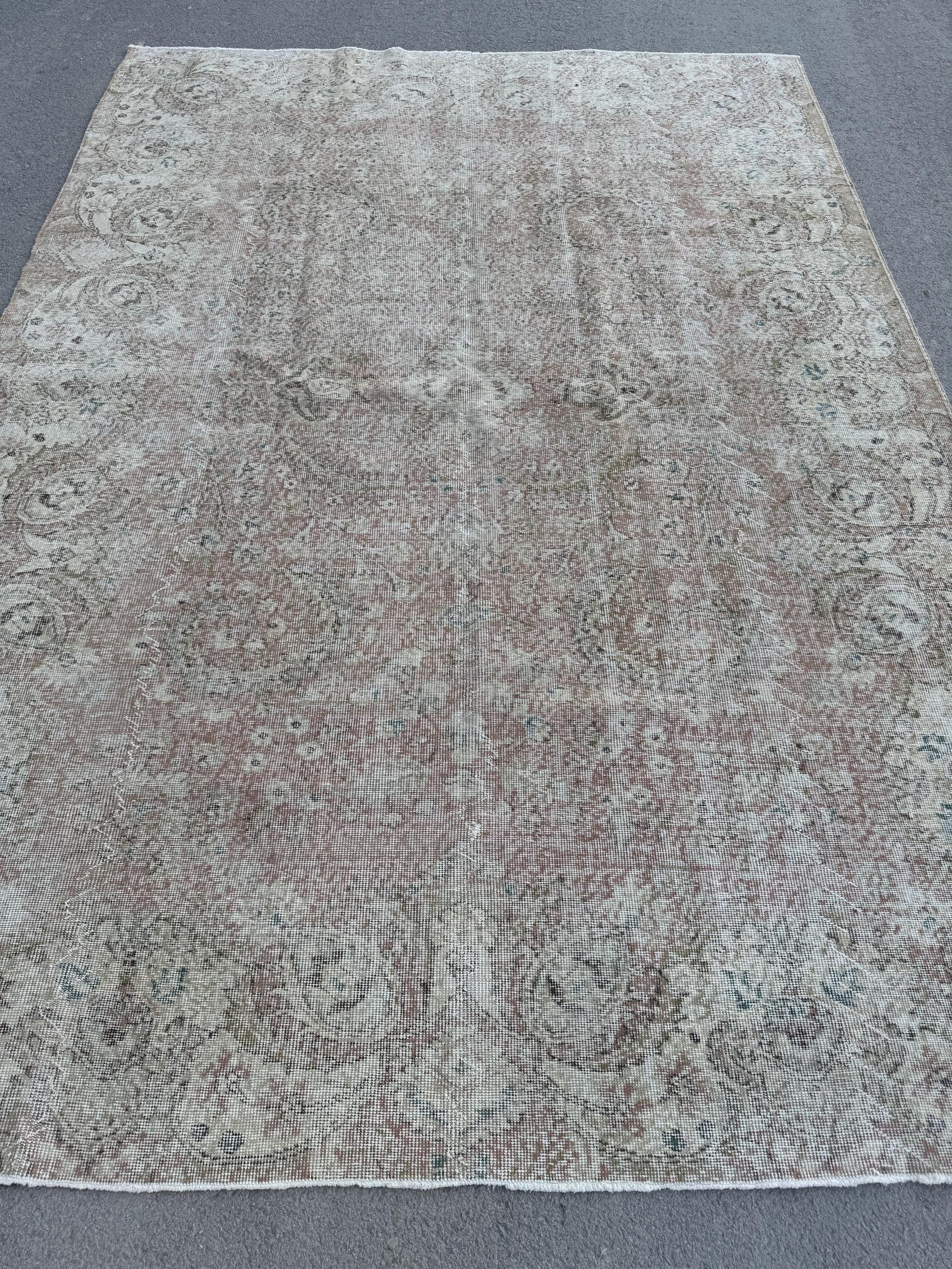 7'5"x10'6" Feet ,light pink background Turkish vintage anatolian rug,beige,brown colors rugs,area rugs,beige border,Floral rugs,550