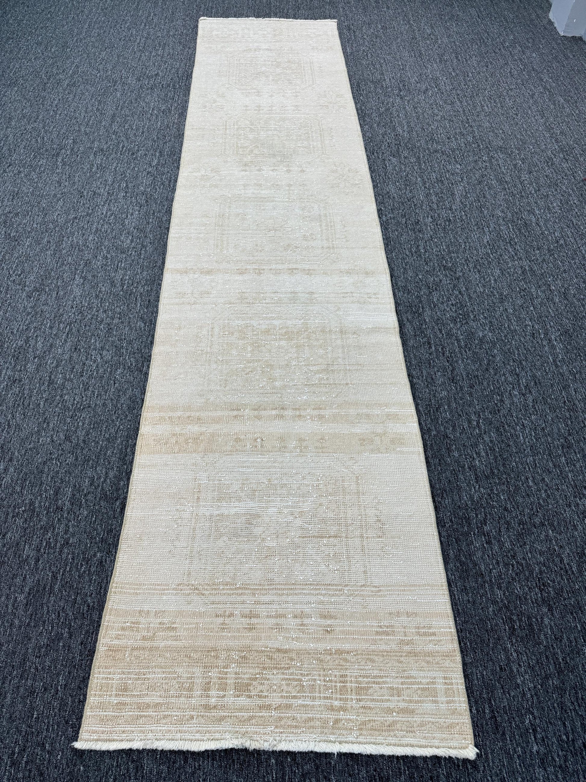 2'10"x12'7" Feet ,Beige background Turkish vintage Anatolian rug ,light brown colors rugs, beige border,Geometric rugs,277