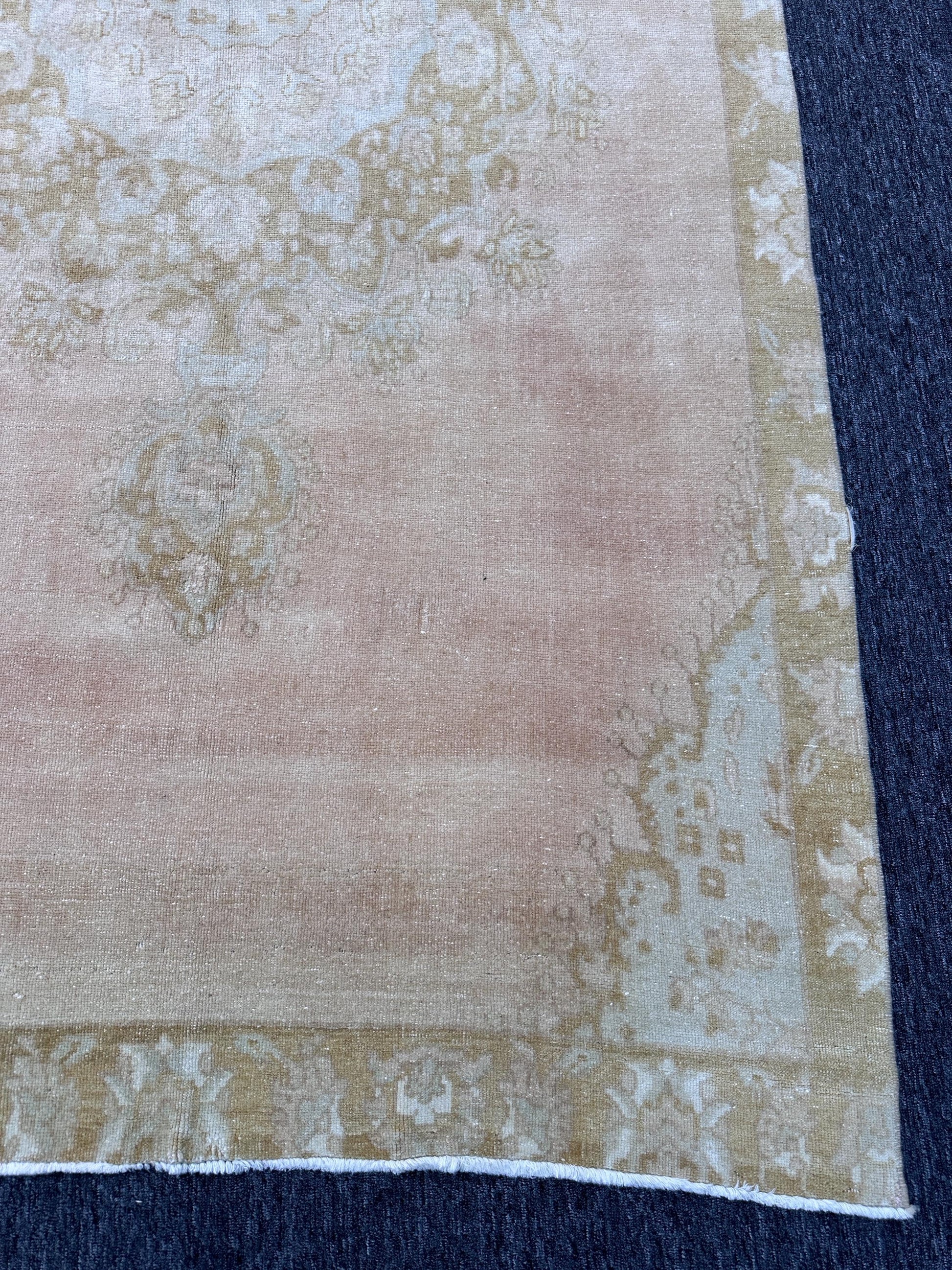 5"x10'5" Feet ,Light pink background Turkish vintage Anatolian rug ,brown, cream colors rugs, brown border,Floral rugs,304