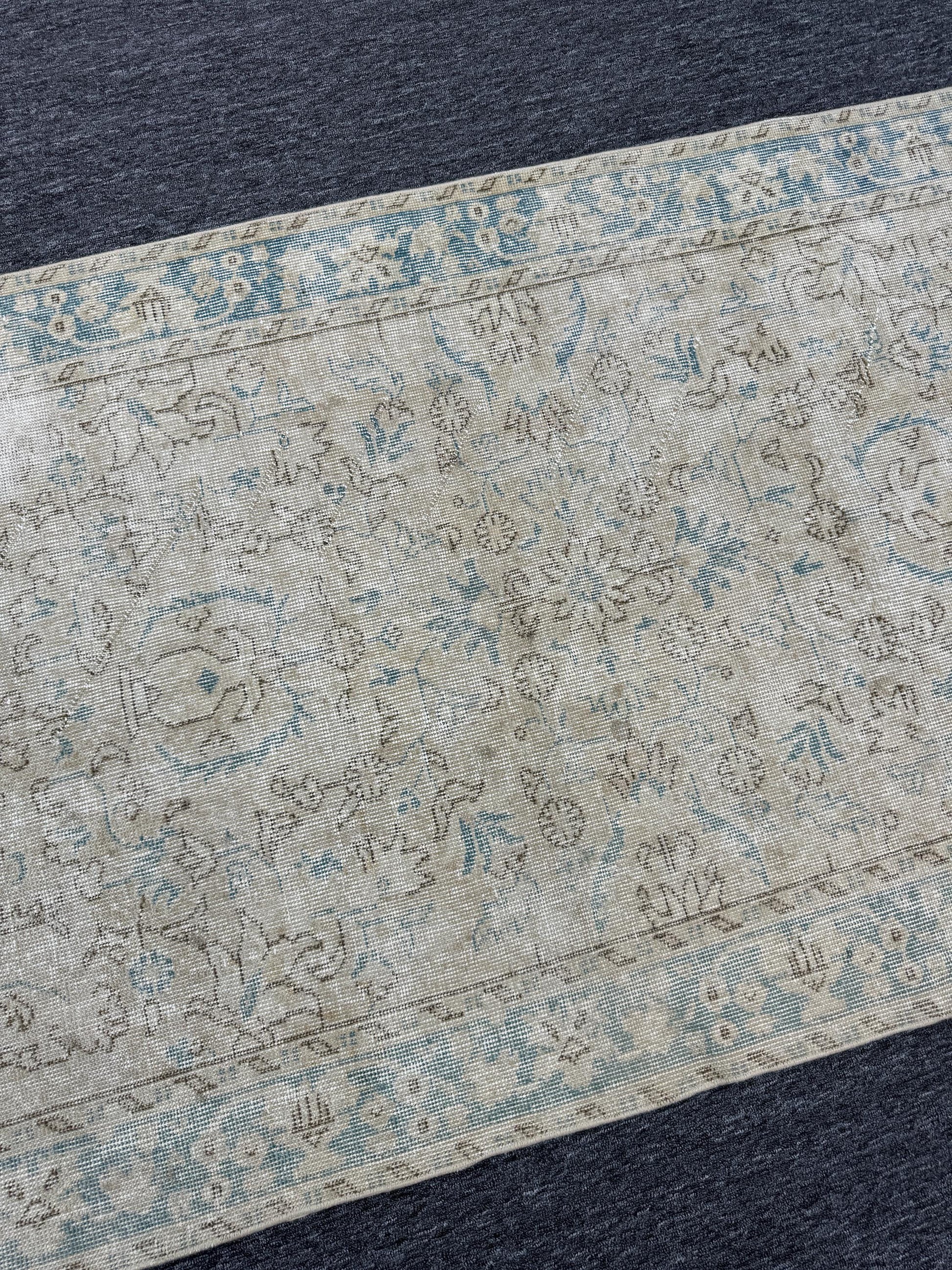 3'8"x6'8" Feet ,beige background Turkish vintage Anatolian rug ,blue, brown colors rugs, blue border,Floral rugs,344