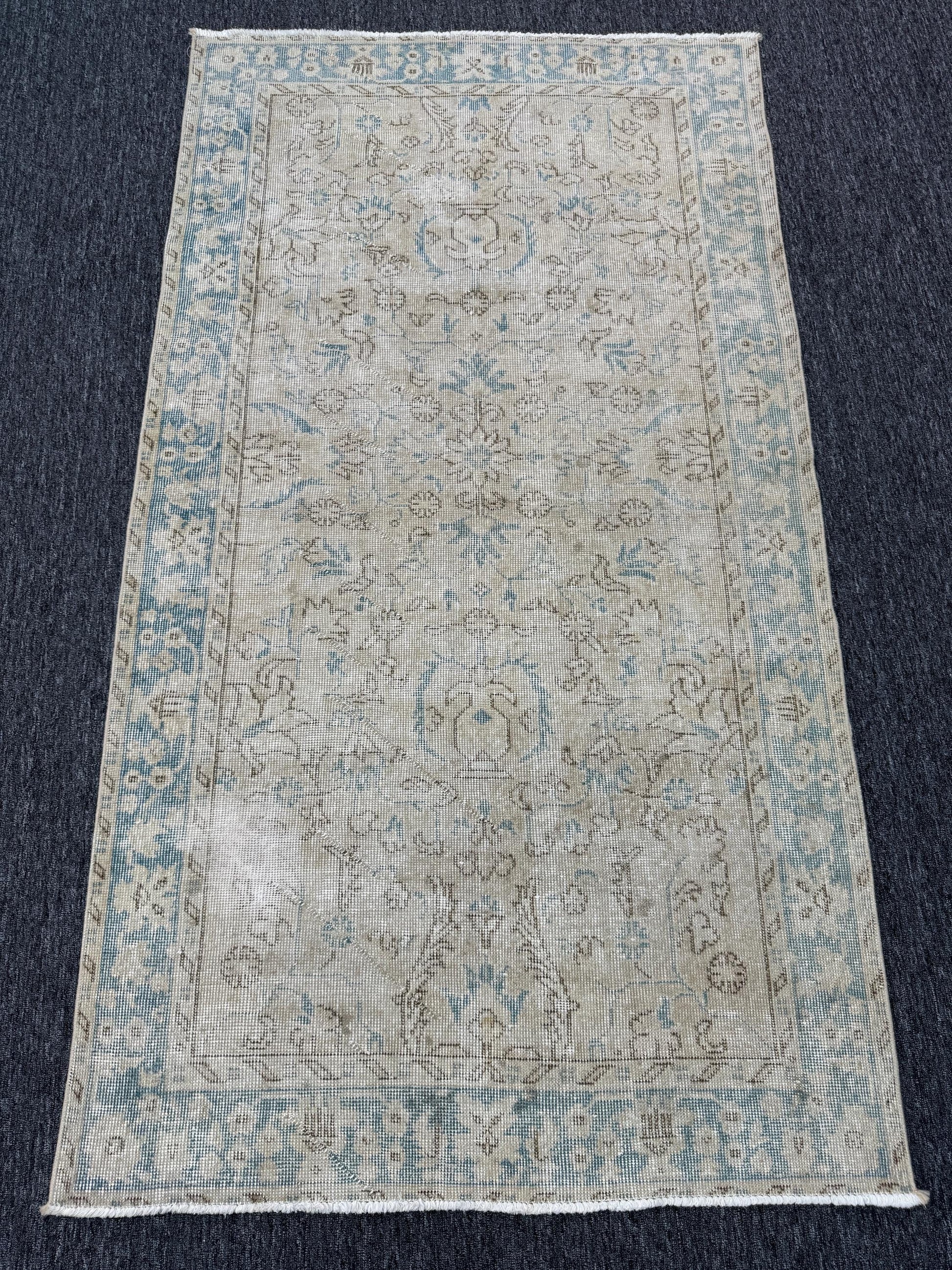 3'8"x6'8" Feet ,beige background Turkish vintage Anatolian rug ,blue, brown colors rugs, blue border,Floral rugs,344