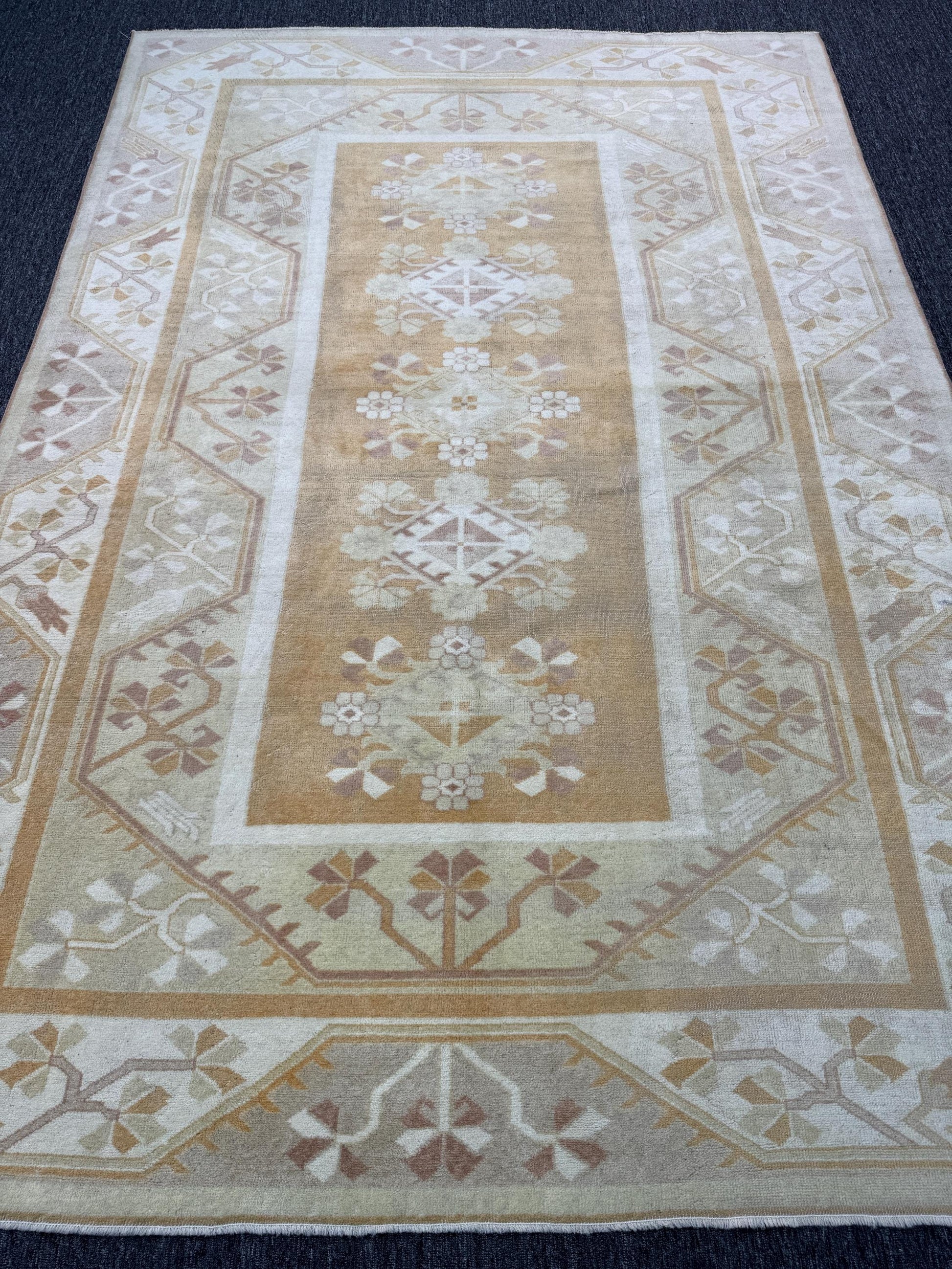 6'7"x9'7" Feet ,yellow background Turkish vintage Anatolian rug,gray,cream colors rugs,cream border,Floral rugs,363