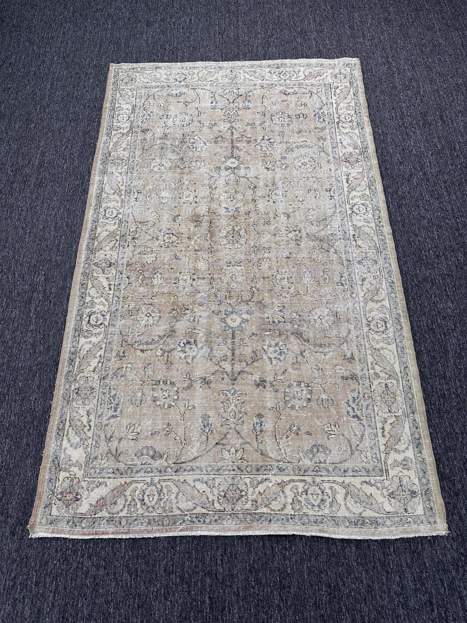 4'10"x8'3" Feet ,Light brown background Turkish vintage anatolian rug ,beige, blue colors rugs accents,cream border,Floral rugs,542