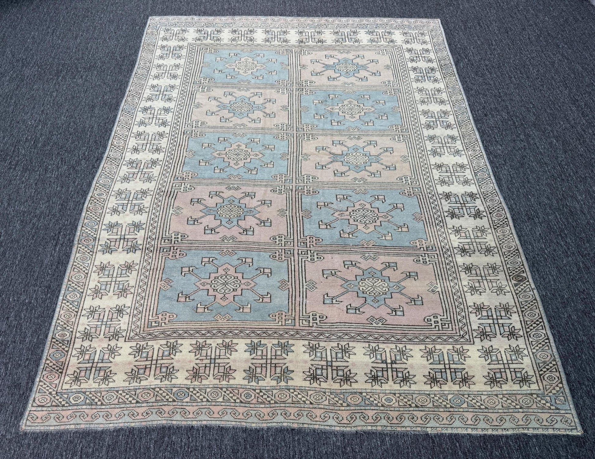 6'4"x8'1" Feet ,pink background Turkish vintage anatolian rug,beige,black,blue colors rugs area rugs,cream border,Floral rugs,914