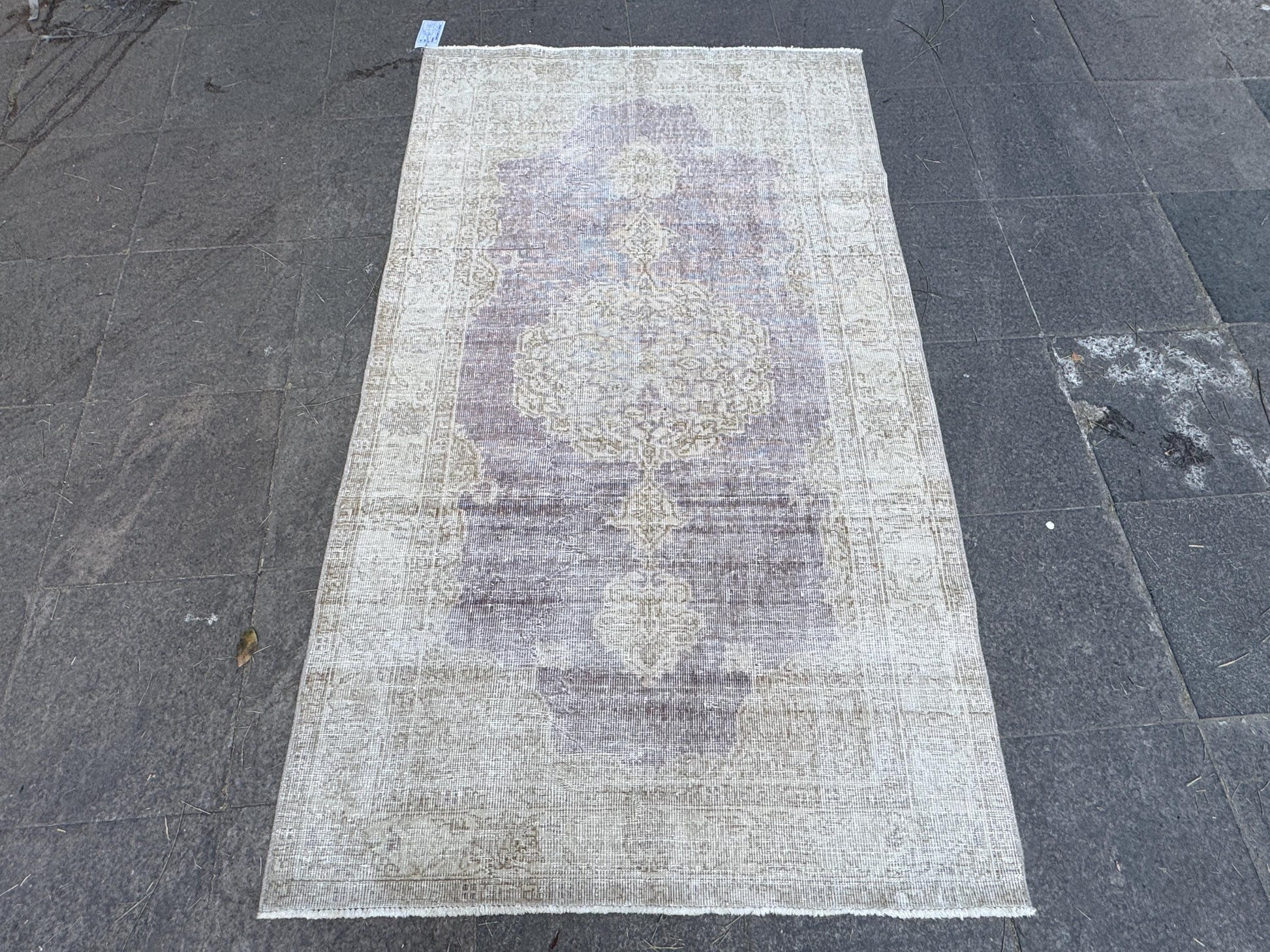3'10"x6'8" Feet,Purple background Turkish vintage anatolian rug, beige,cream colors rugs accents,cream border,Floral rugs,279