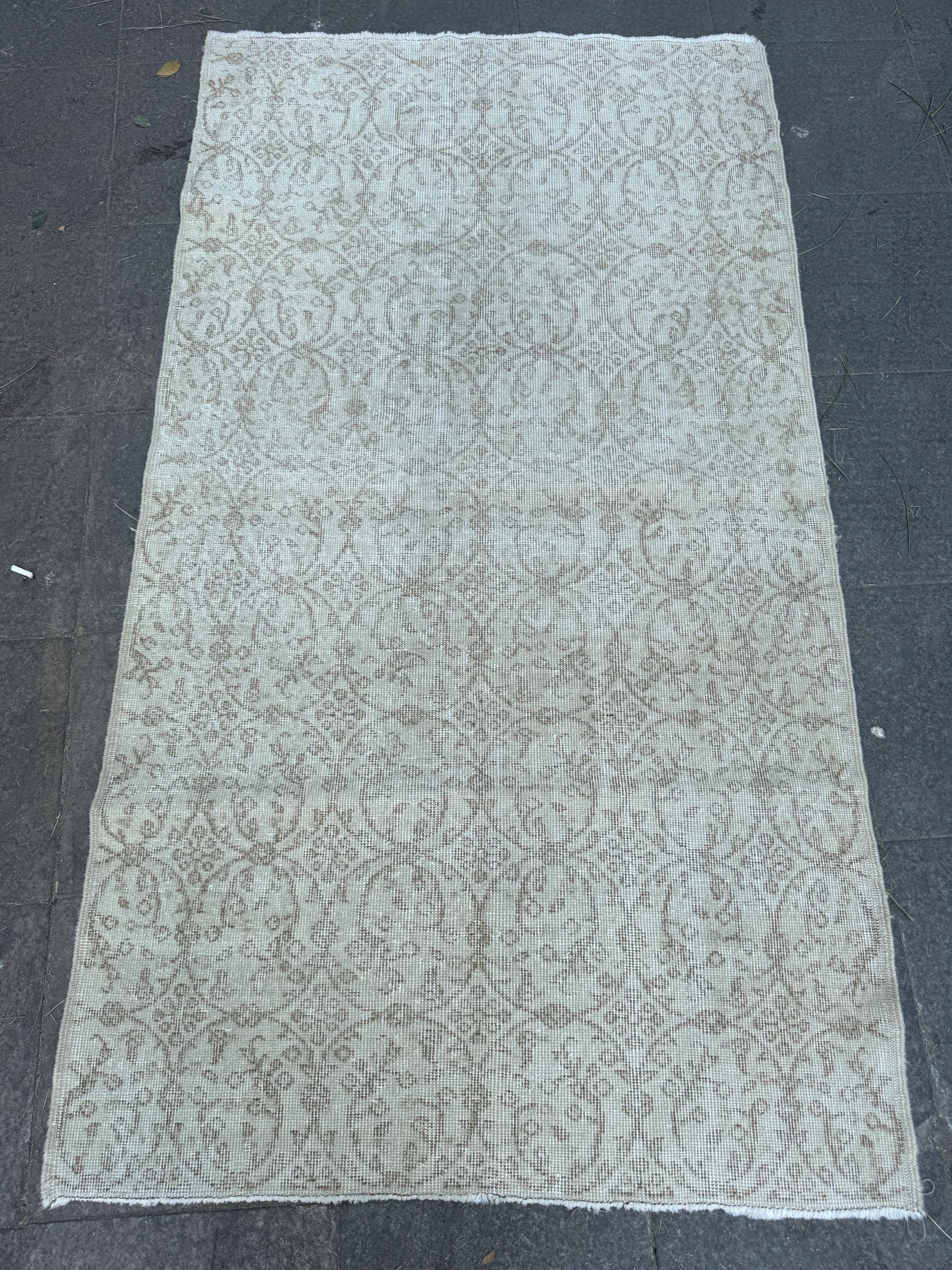 3'9"x6'9" Feet,Cream background Turkish vintage anatolian rug, brown colors rugs accents,cream border,Floral rugs,437