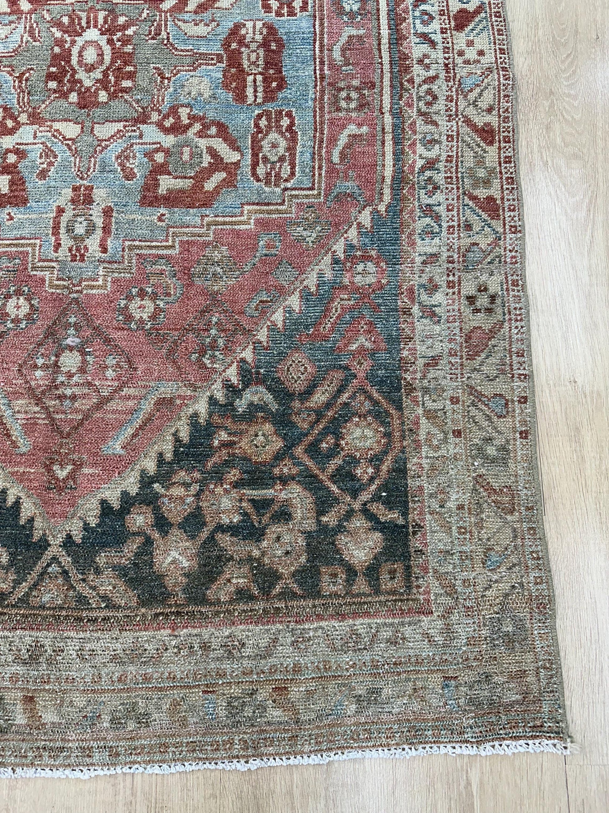 3'10"x 6" Feet ,Pink background Turkish vintage anatolian rug,blue,beige,red colors rugs,area rugs,beige border,Floral rugs,16