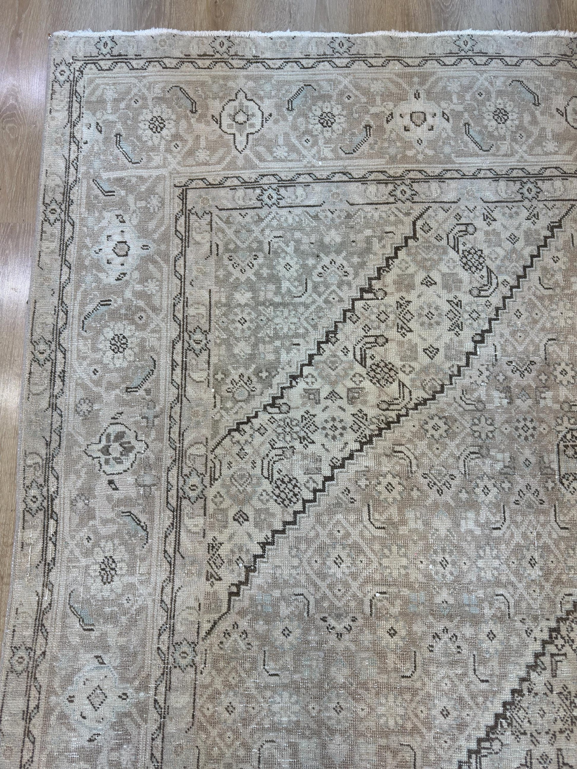 6'5"x9'5" Feet ,Beige background Turkish vintage anatolian rug,brown colors rugs,area rugs,beige border,Floral rugs,20