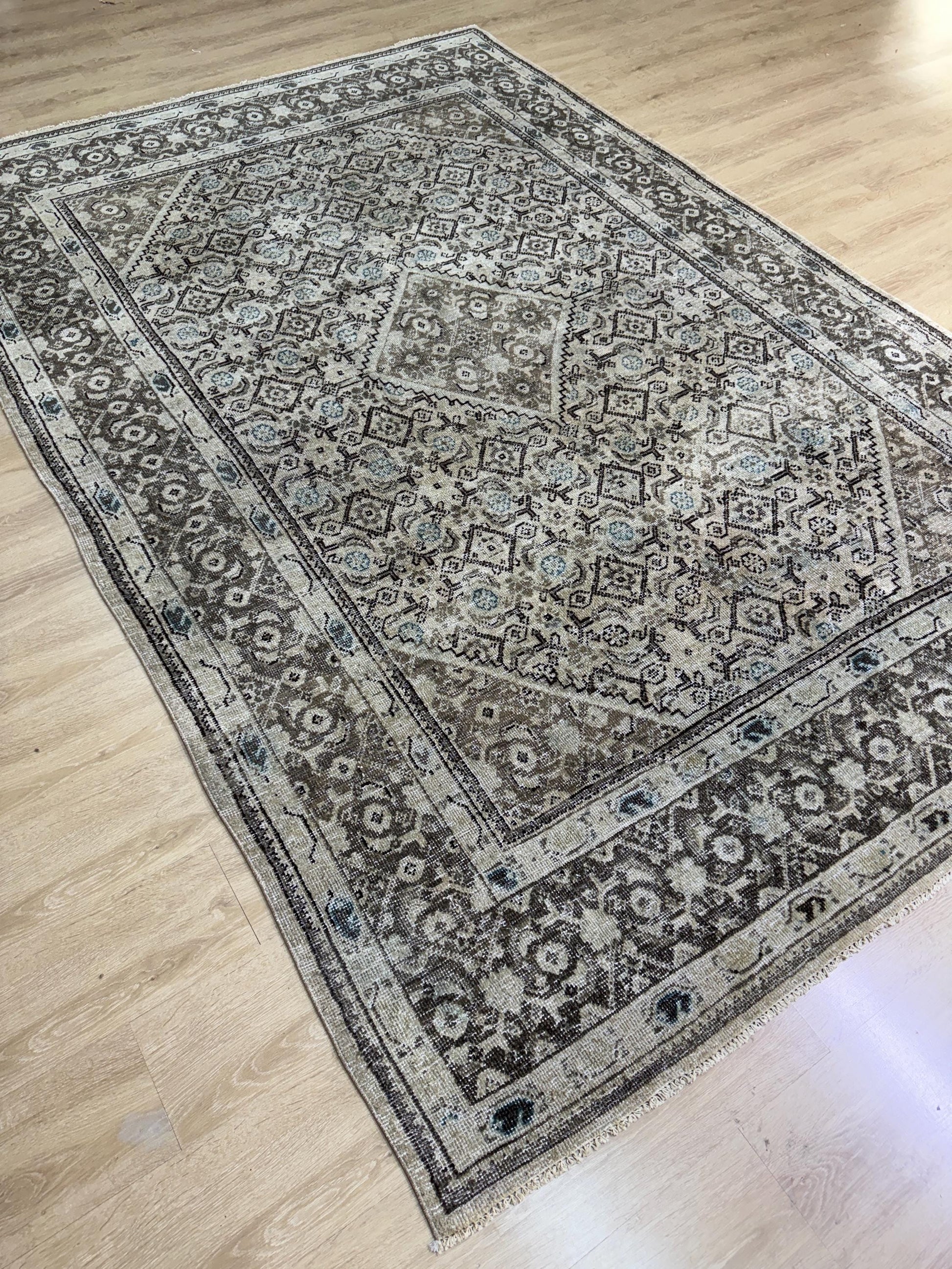 6'9"x10'1" Feet ,Beige background Turkish vintage anatolian rug, brown,gray colors rugs,area rugs, brown border,Floral rugs,48
