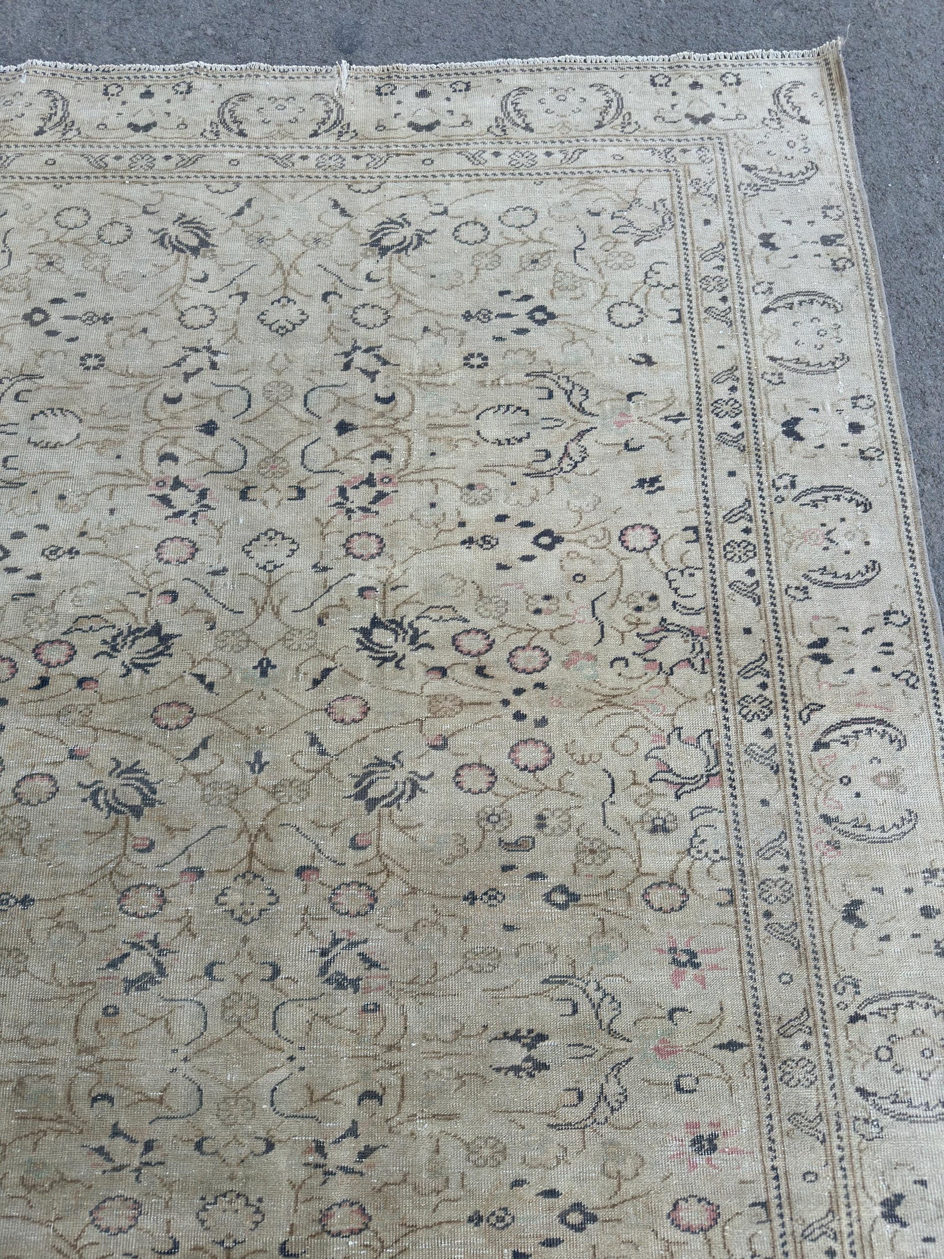 8'10"x12'5" Feet ,Beige background Turkish vintage anatolian rug, brown,gray colors rugs,area rugs, beige border,Floral rugs,421