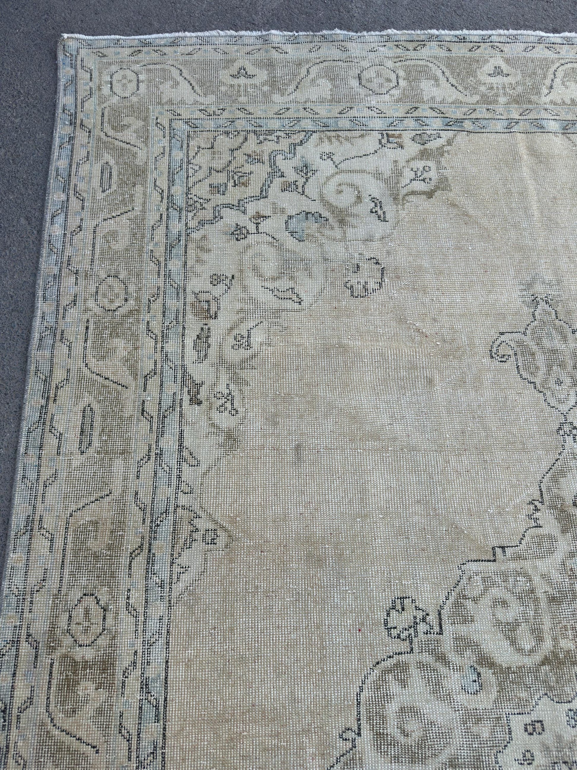 6'11"x11" Feet ,Beige background Turkish vintage anatolian rug, light brown,cream colors rugs,area rugs, light brown border,Floral rugs,452