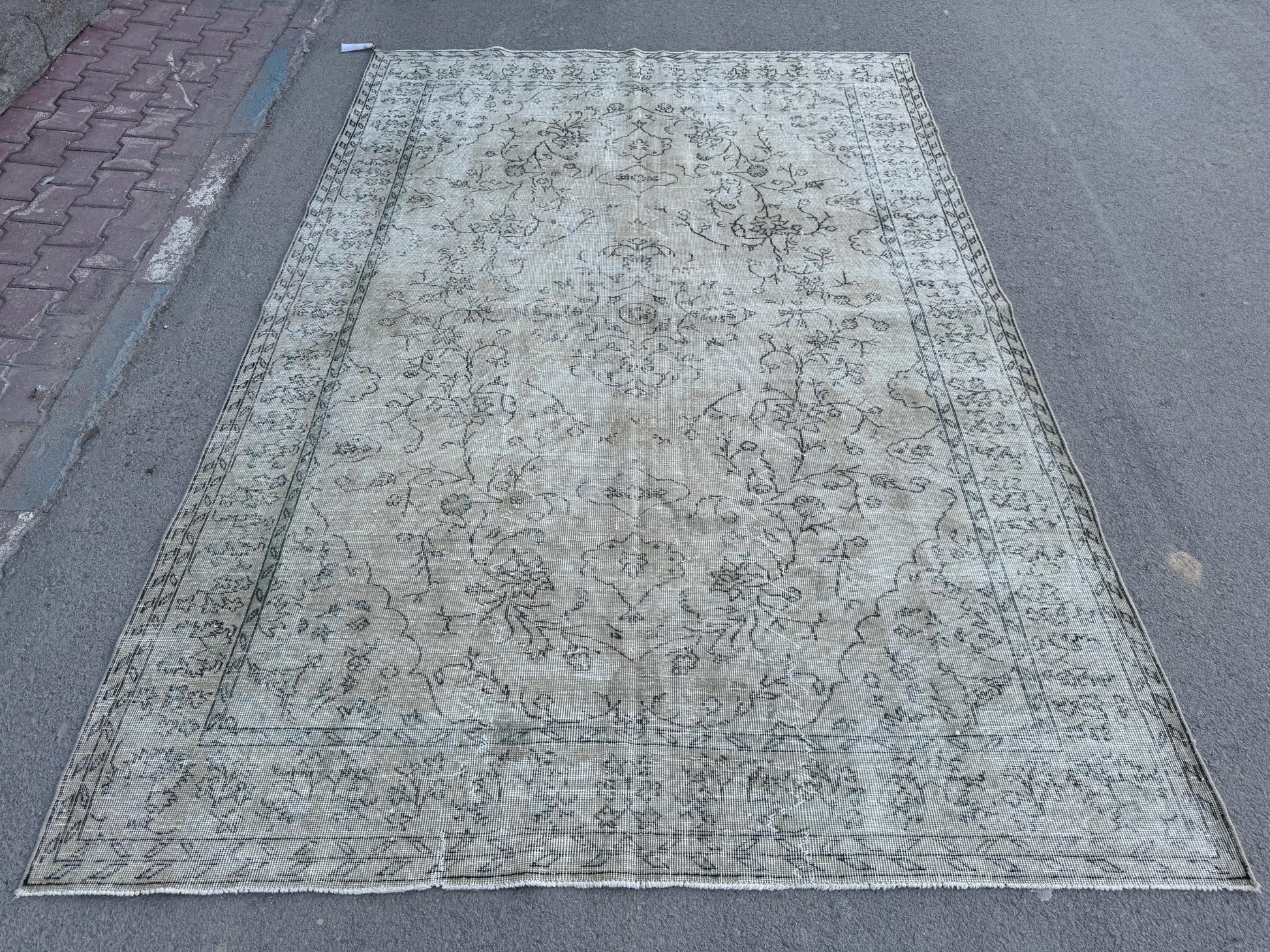 6'8"x10" Feet ,Beige background Turkish vintage anatolian rug,brown colors rugs,area rugs,beige border,Floral rugs,482