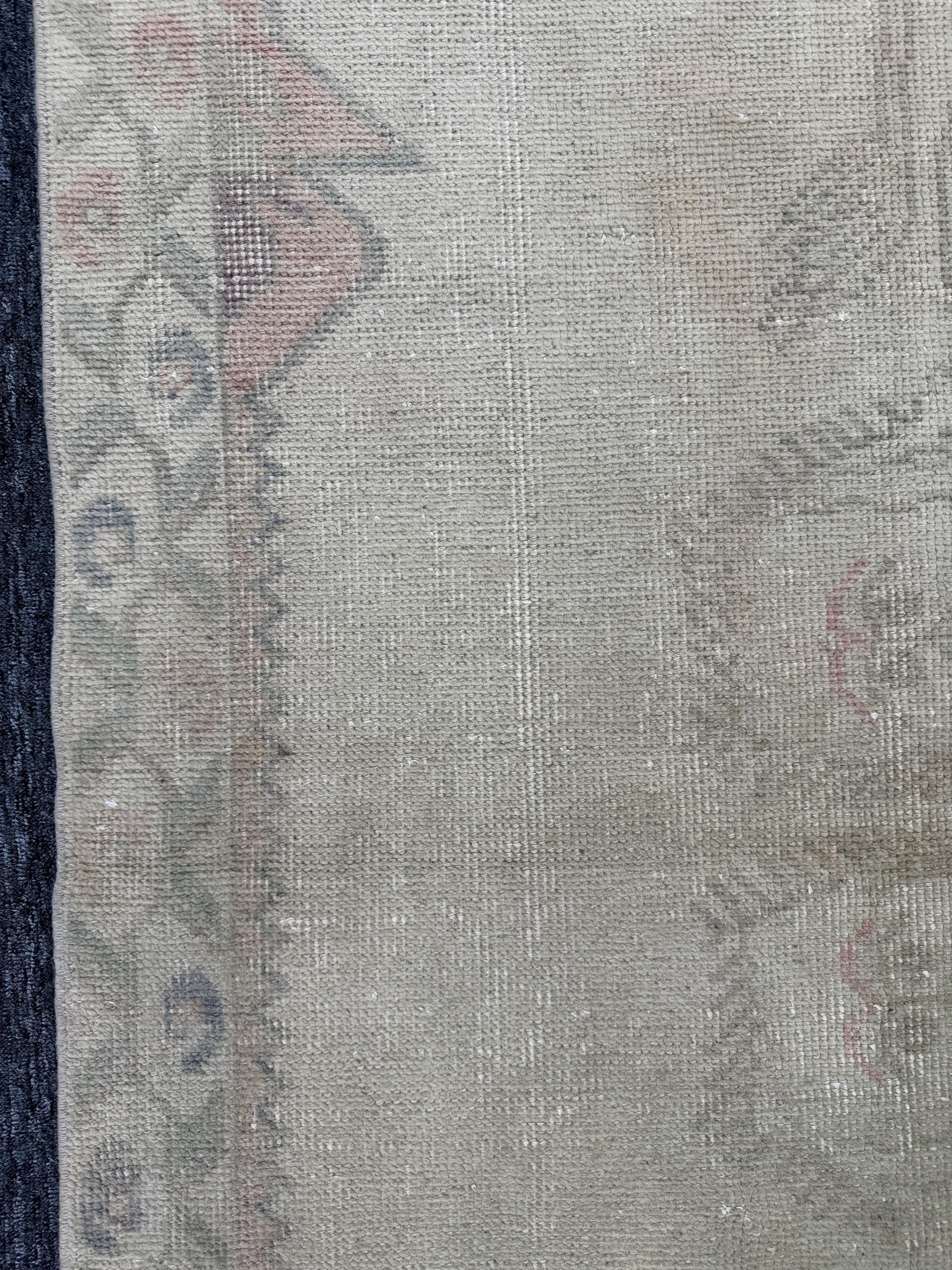 4'5"x7'6" Feet ,Beige background Turkish vintage anatolian rug, light pink,gray colors rugs,area rugs, beige border,Floral rugs,268