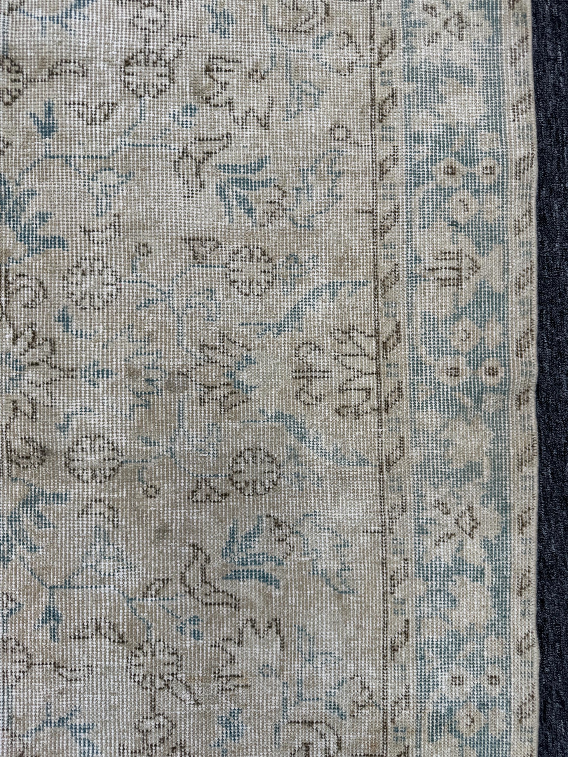 3'8"x6'8" Feet ,beige background Turkish vintage Anatolian rug ,blue, brown colors rugs, blue border,Floral rugs,344