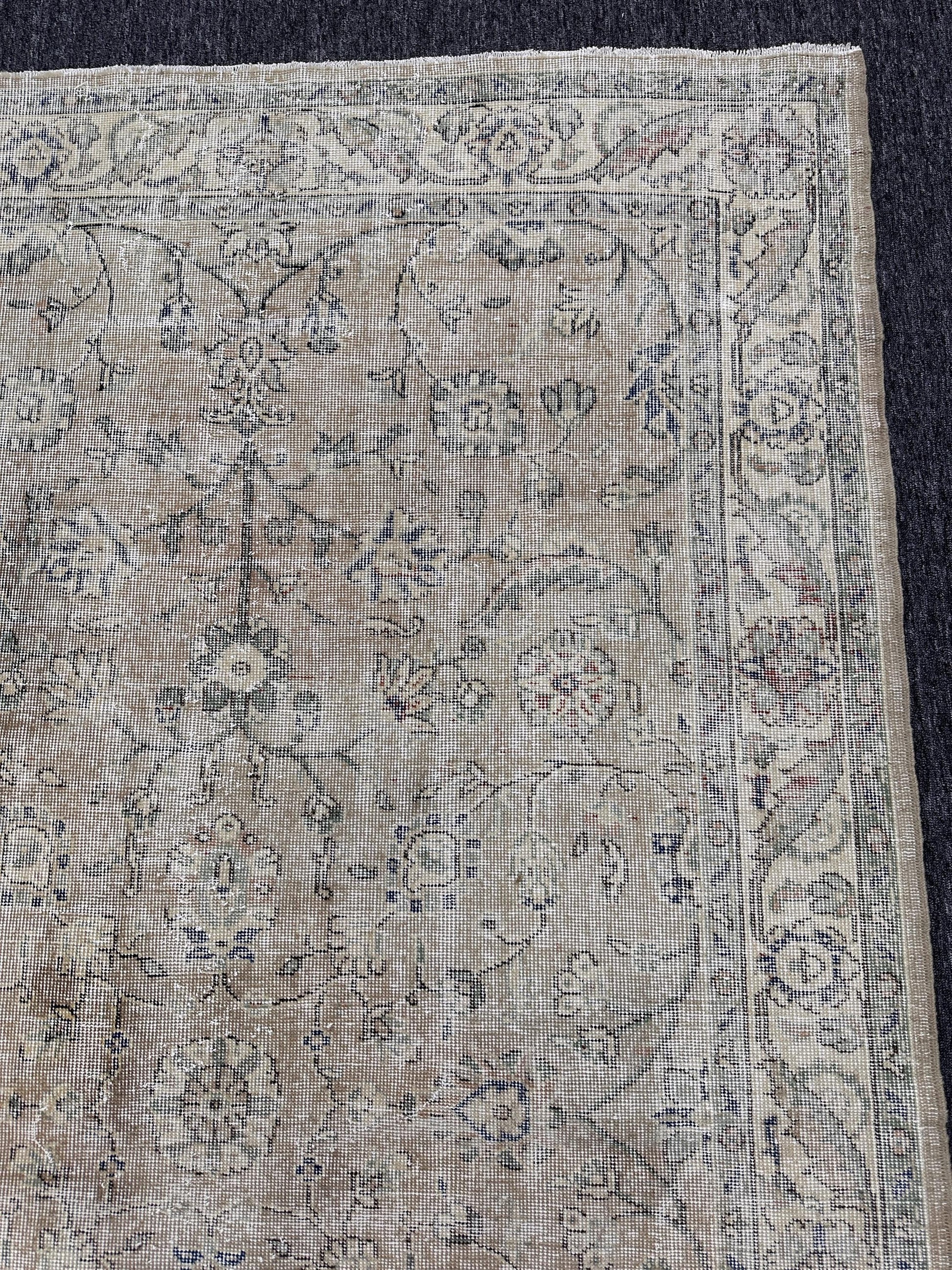 4'10"x8'3" Feet ,Light brown background Turkish vintage anatolian rug ,beige, blue colors rugs accents,cream border,Floral rugs,542
