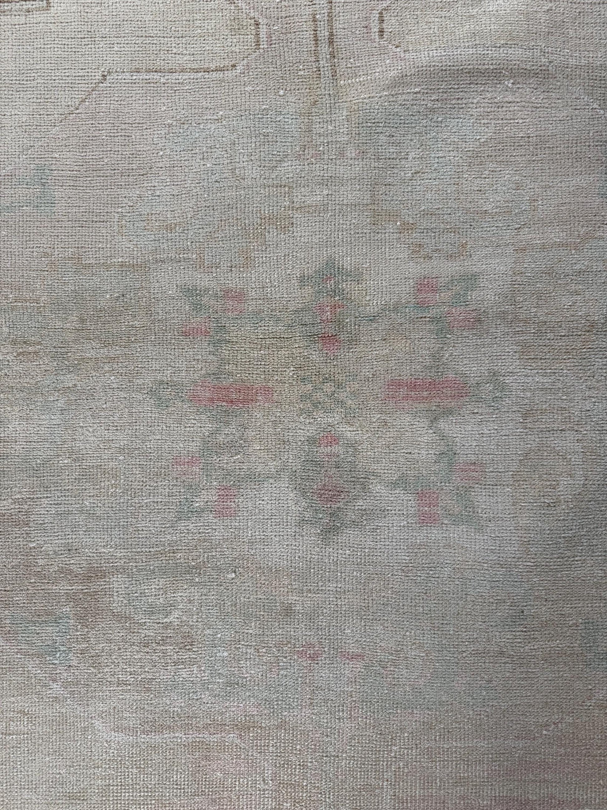 4'9"x8'11" Feet ,Beige background Turkish vintage anatolian rug ,cream,brown colors rugs area rugs,beige border,Floral rugs,56