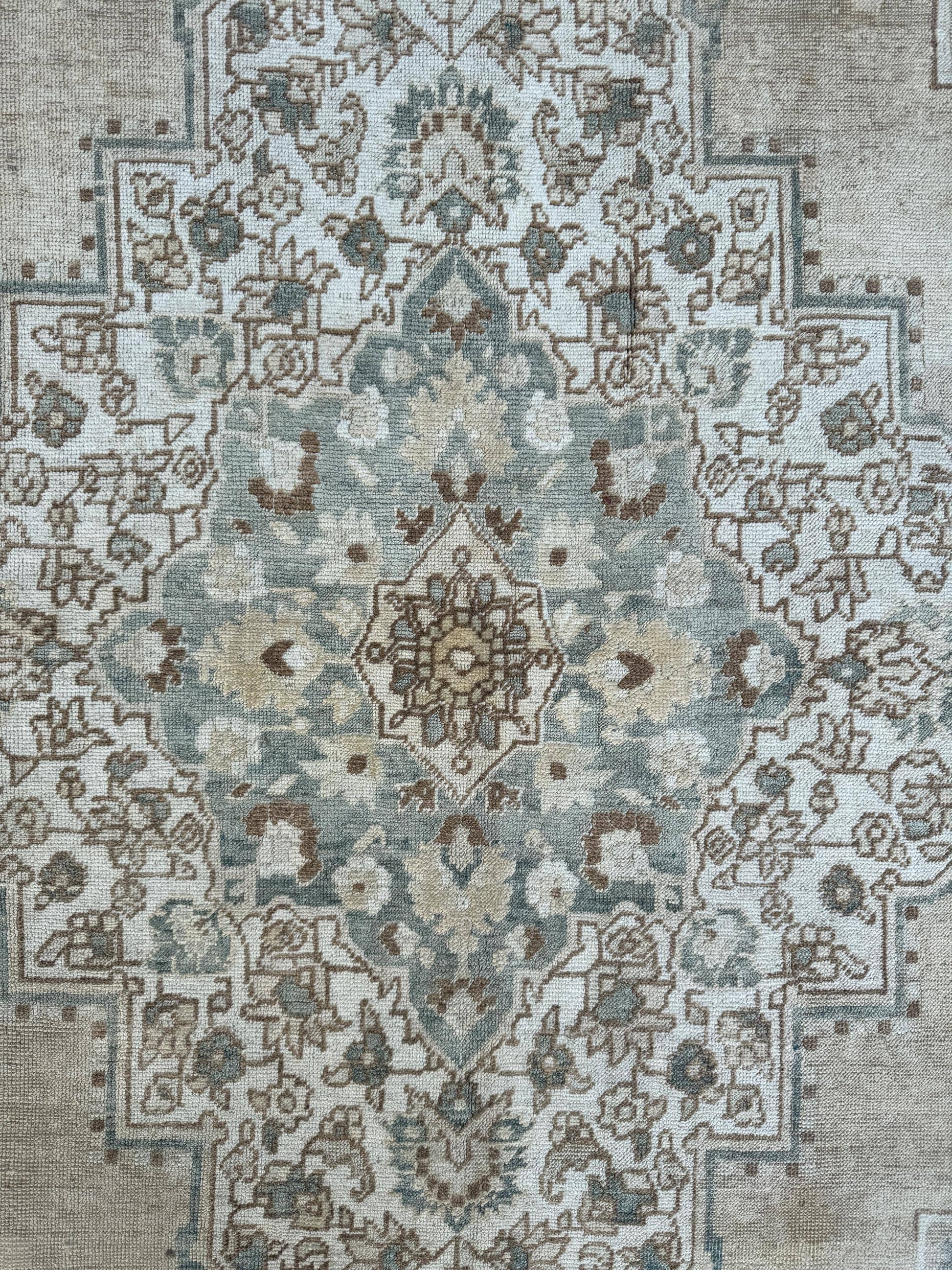 6"x10'9" Feet,Beige background Turkish vintage Anatolian rug ,cream,blue,brown colors rugs,beige border,Floral rugs,258