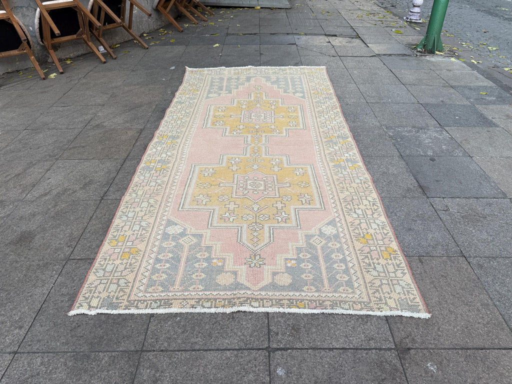 4'1"x8'11" Vintage Turkish Anatolian Wool Rug, Pink Geometric Rug,915