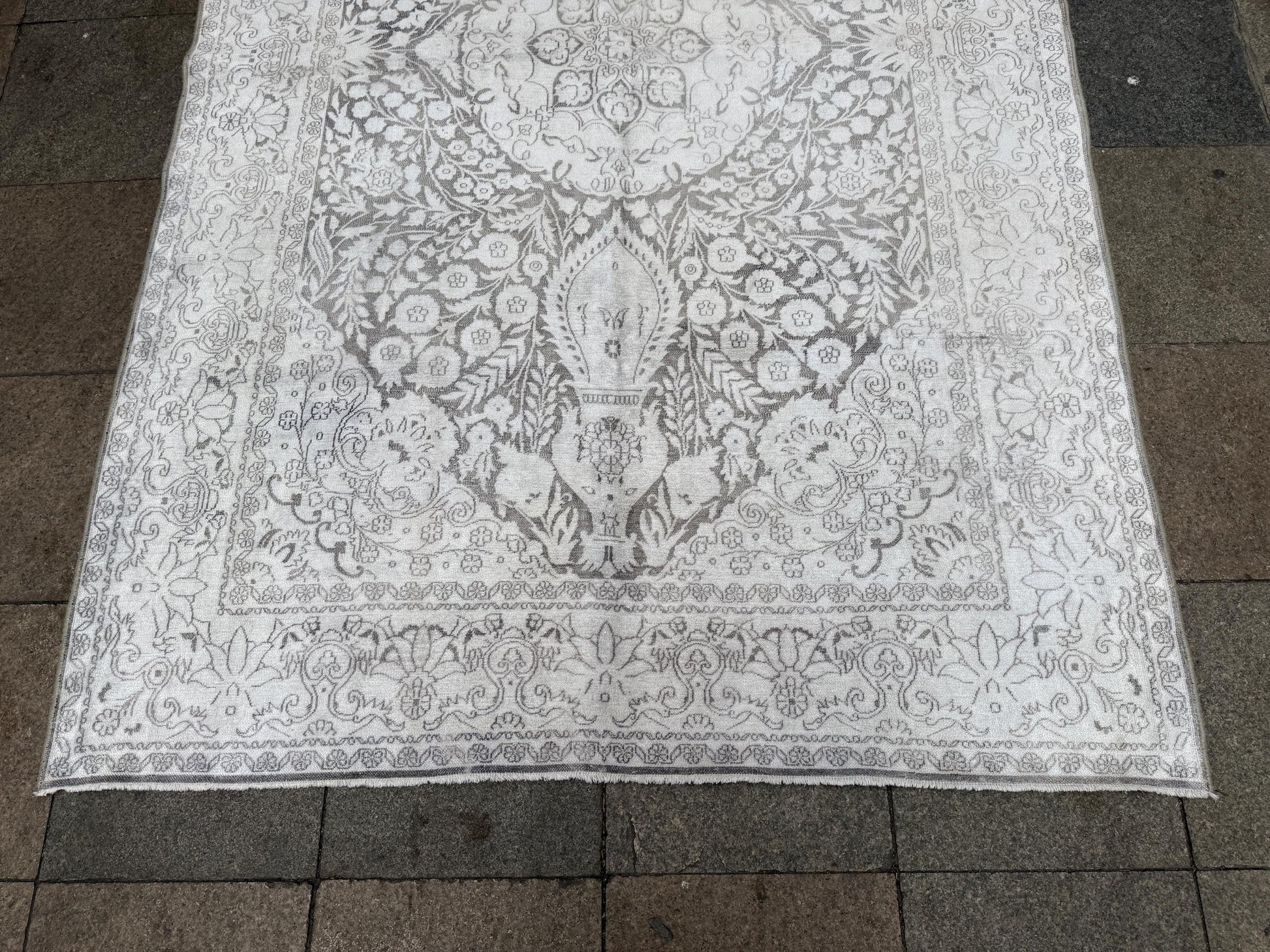 5'8"x8'8" feet Vintage Turkish Anatolian Rug, Gray Floral Rug,19