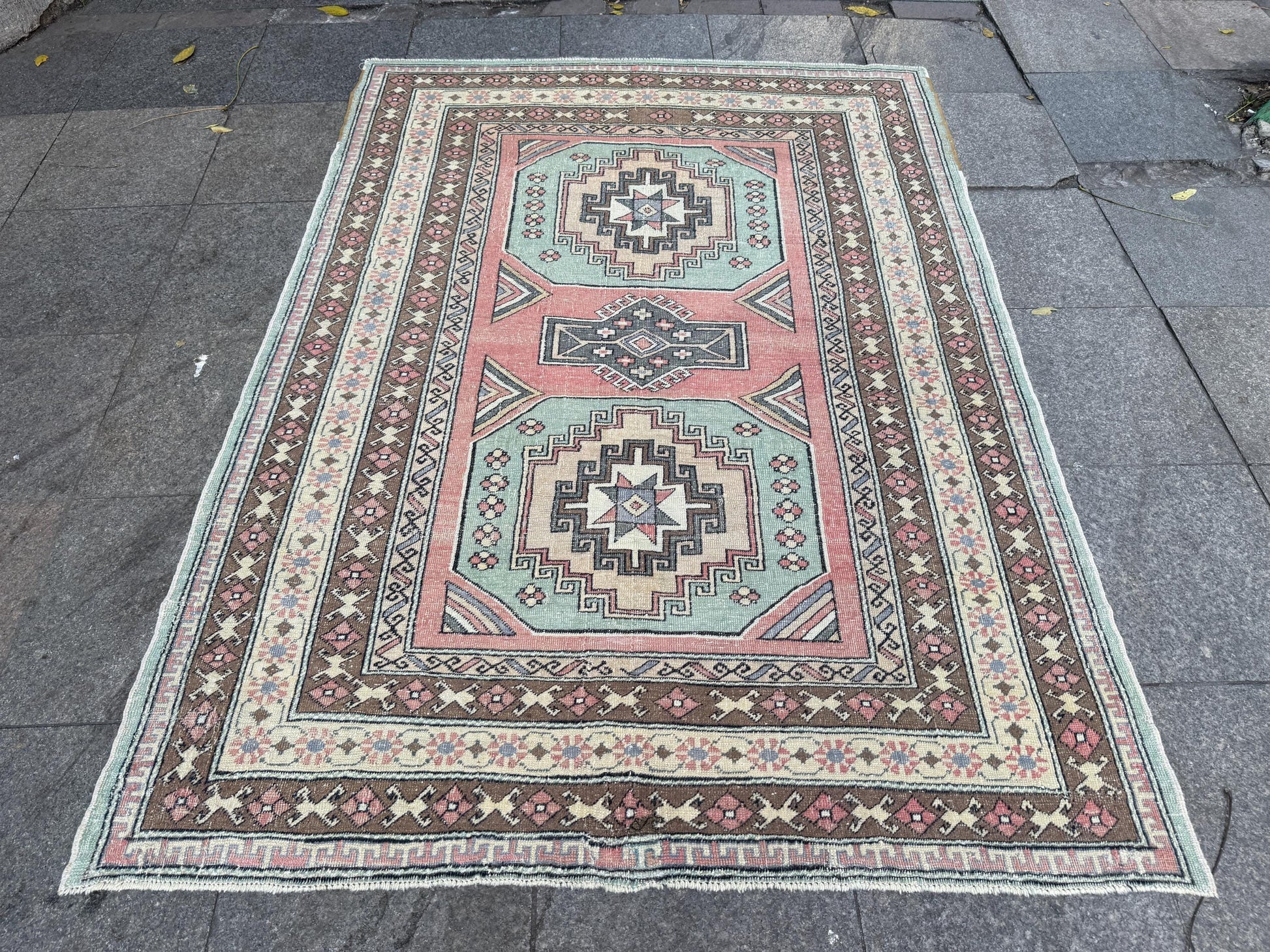 4'10"x6'7" feet Vintage Turkish Anatolian Rug,Pink Geometric Rug,55