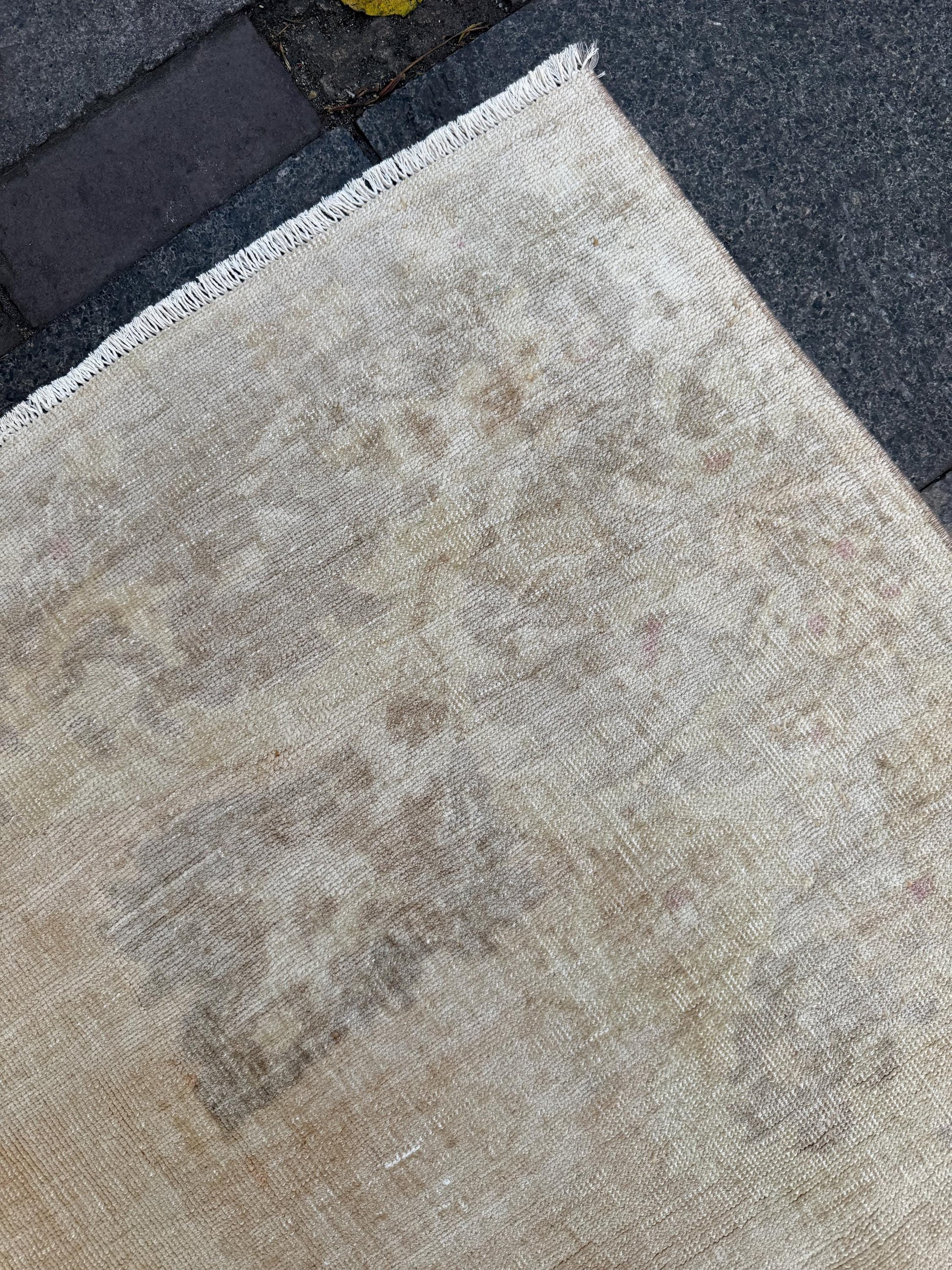 5'3"x8'11" feet Vintage Turkish Anatolian Rug,Beige Floral Rug,58