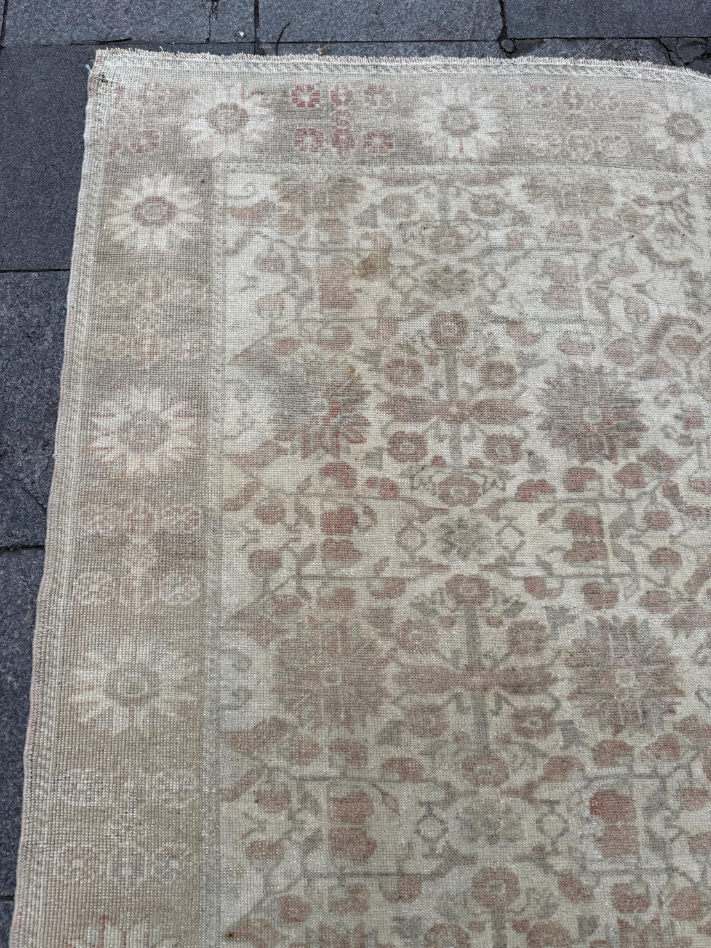 6'1"x10'8" feet Vintage Turkish Anatolian Rug,Beige Floral Rug,90