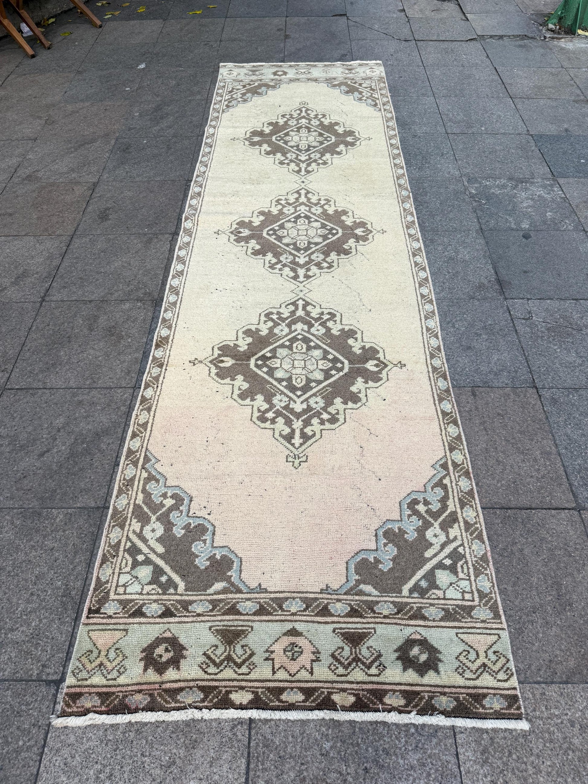 3'1"x11' feet Vintage Anatolian Wool Runner Rug,Floral Decoritive Beige Runner ,301