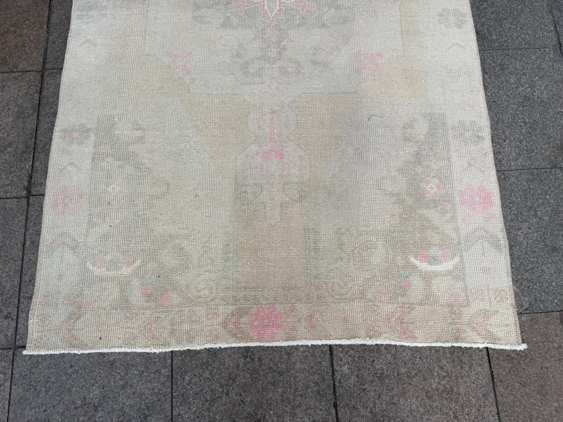 4'3"x7'3" feet Vintage Turkish Anatolian Rug,Beige Color Rug,407