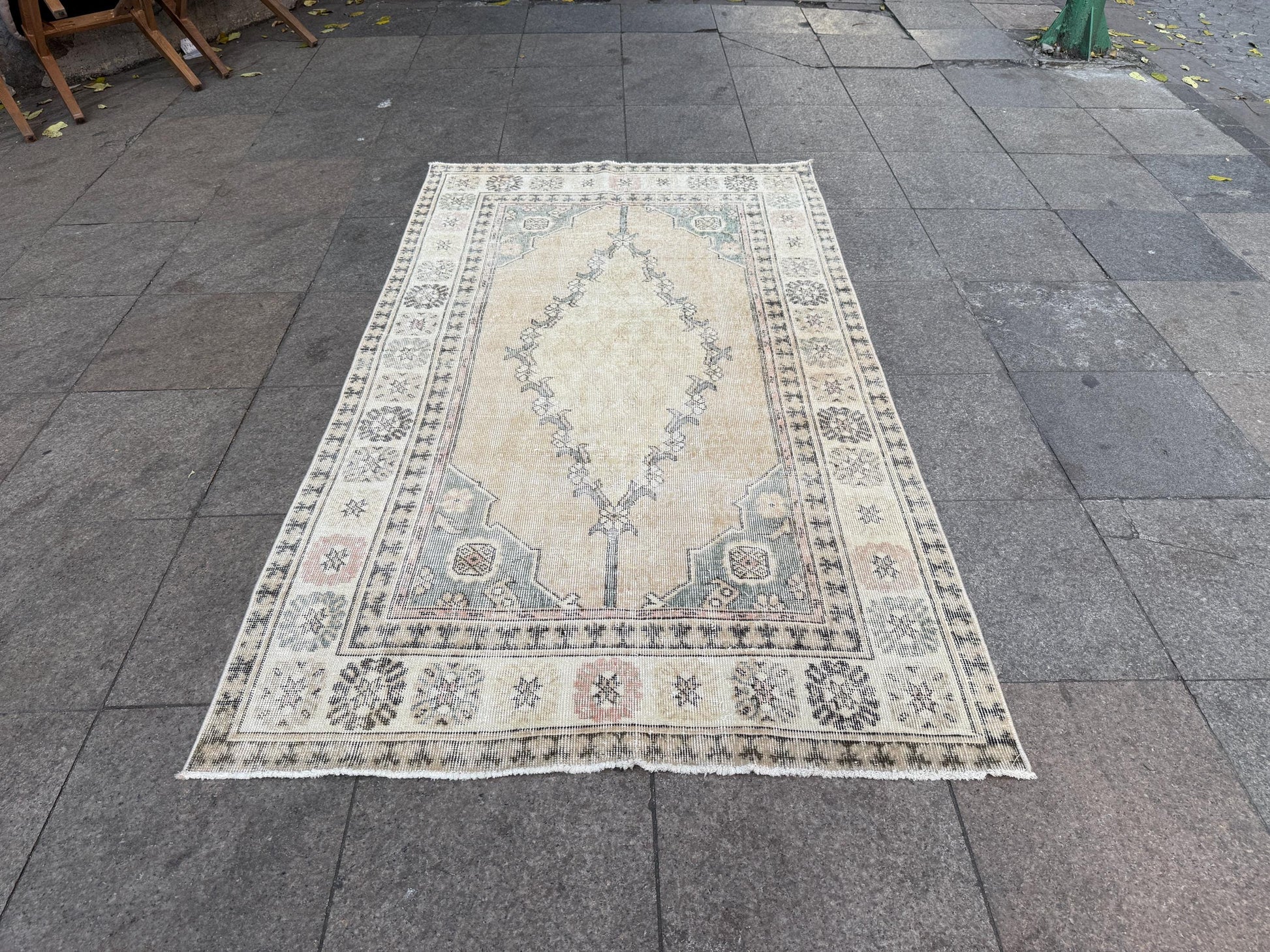 3'10"x6'9" feet  Vintage Turkish Anatolian Rug,Beige Color Rug,435
