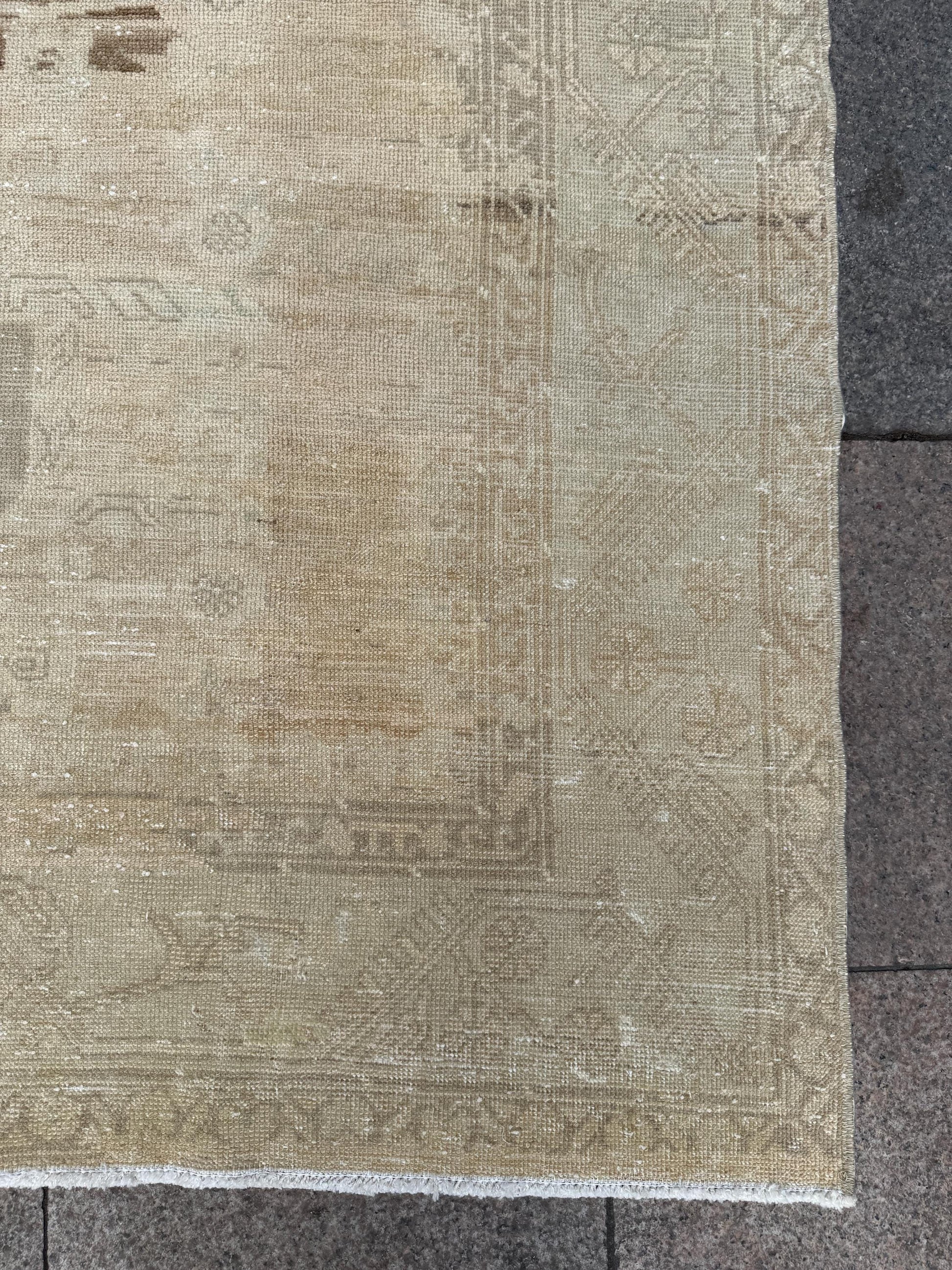 5'4"x10'7" feet Vintage Turkish Anatolian Rug,Beige Color Rug,785