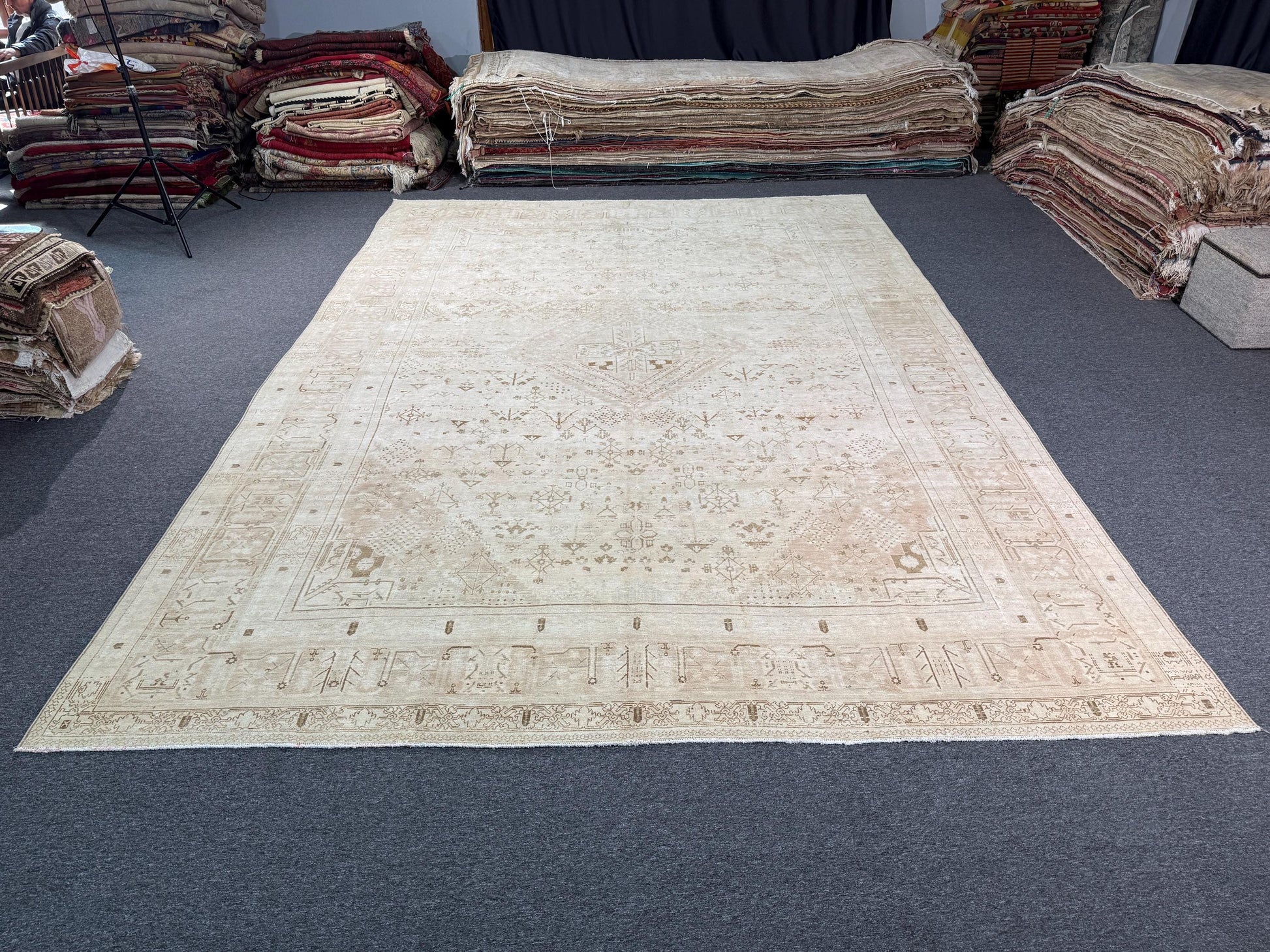 10'1"x14'4" feet Vintage Turkish Anatolian Rug,Beige Color Rug,011