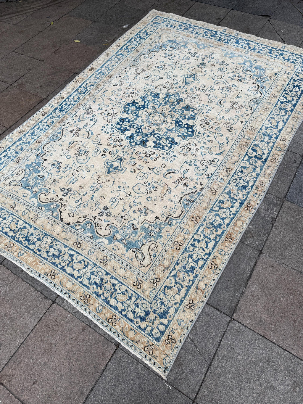 6'2"x9'2" feet Vintage Turkish Anatolian Rug,Beige & Blue Rug,22