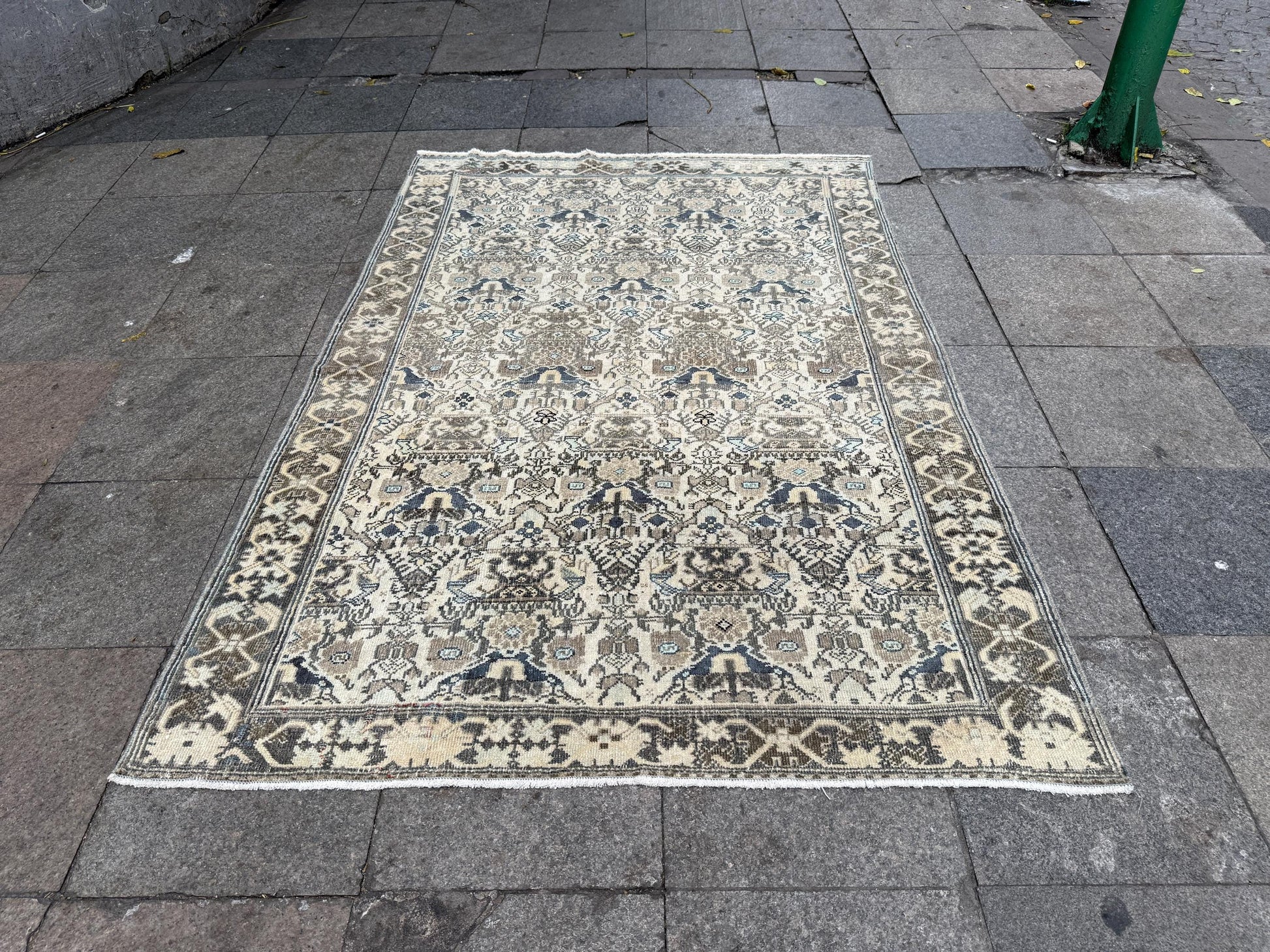 4'8"x6'9" feet  Vintage Turkish Anatolian Rug,Beige Color Rug,65