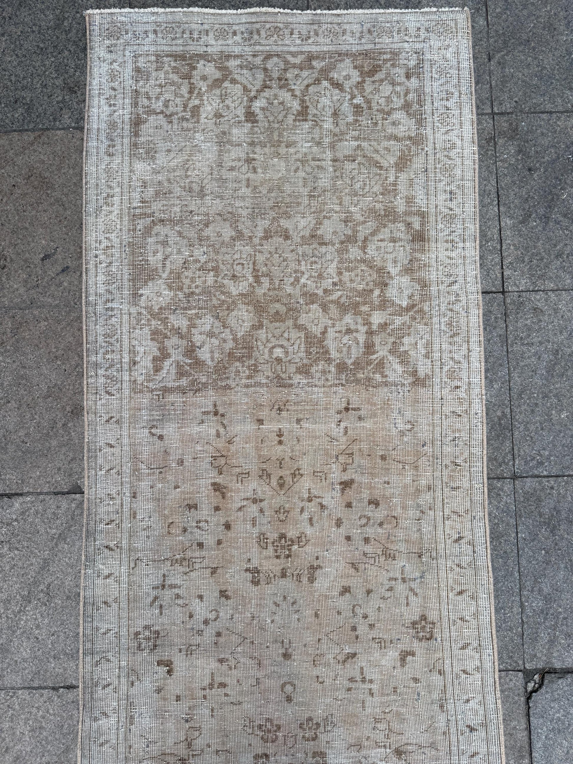 2'10"x12'5" feet Vintage Turkish Anatolian Rug Runner ,Beige Color Rug,108