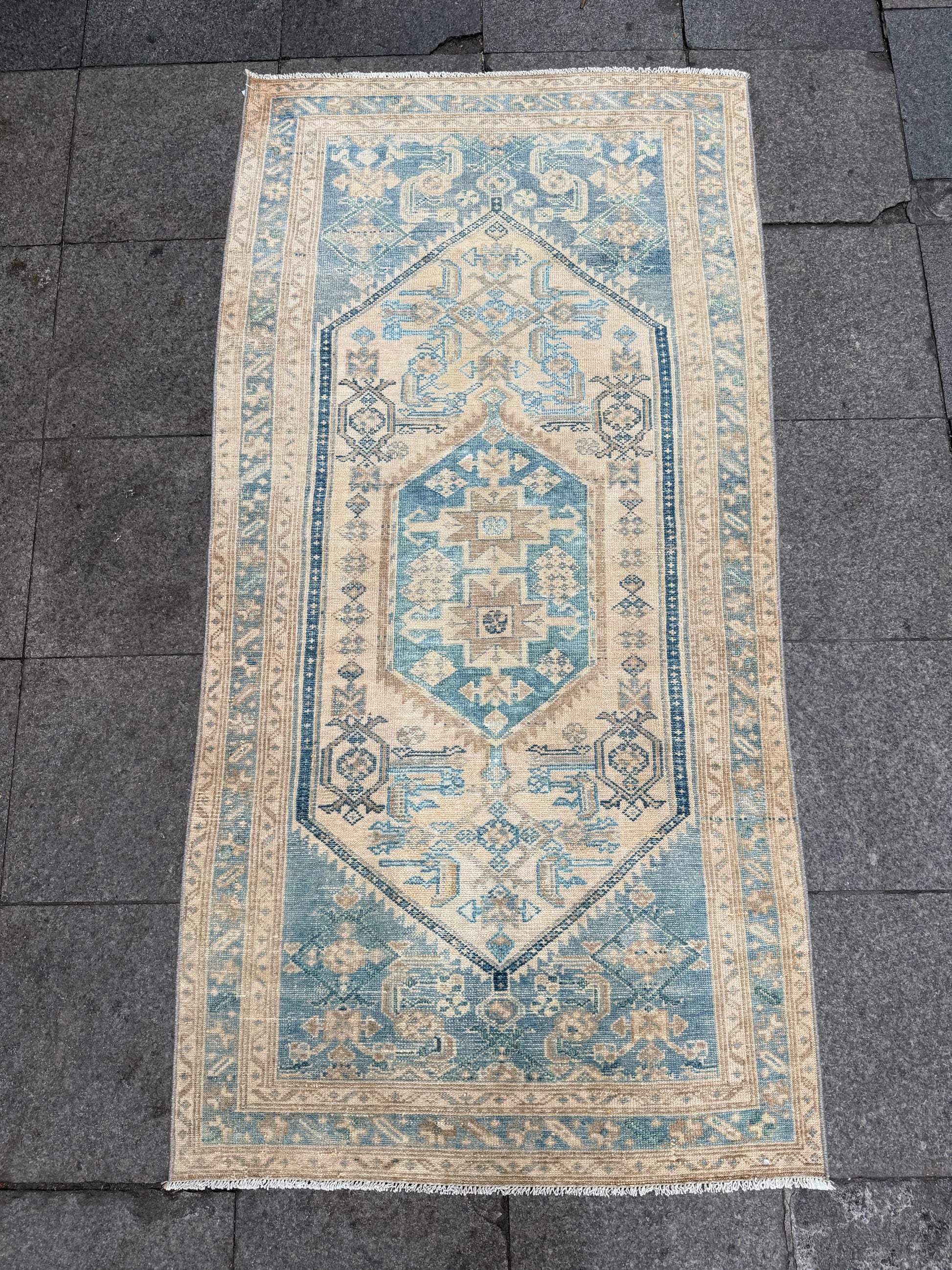 3'3"x6'5" feet Vintage Turkish Anatolian Rug,Beige Color Rug,122