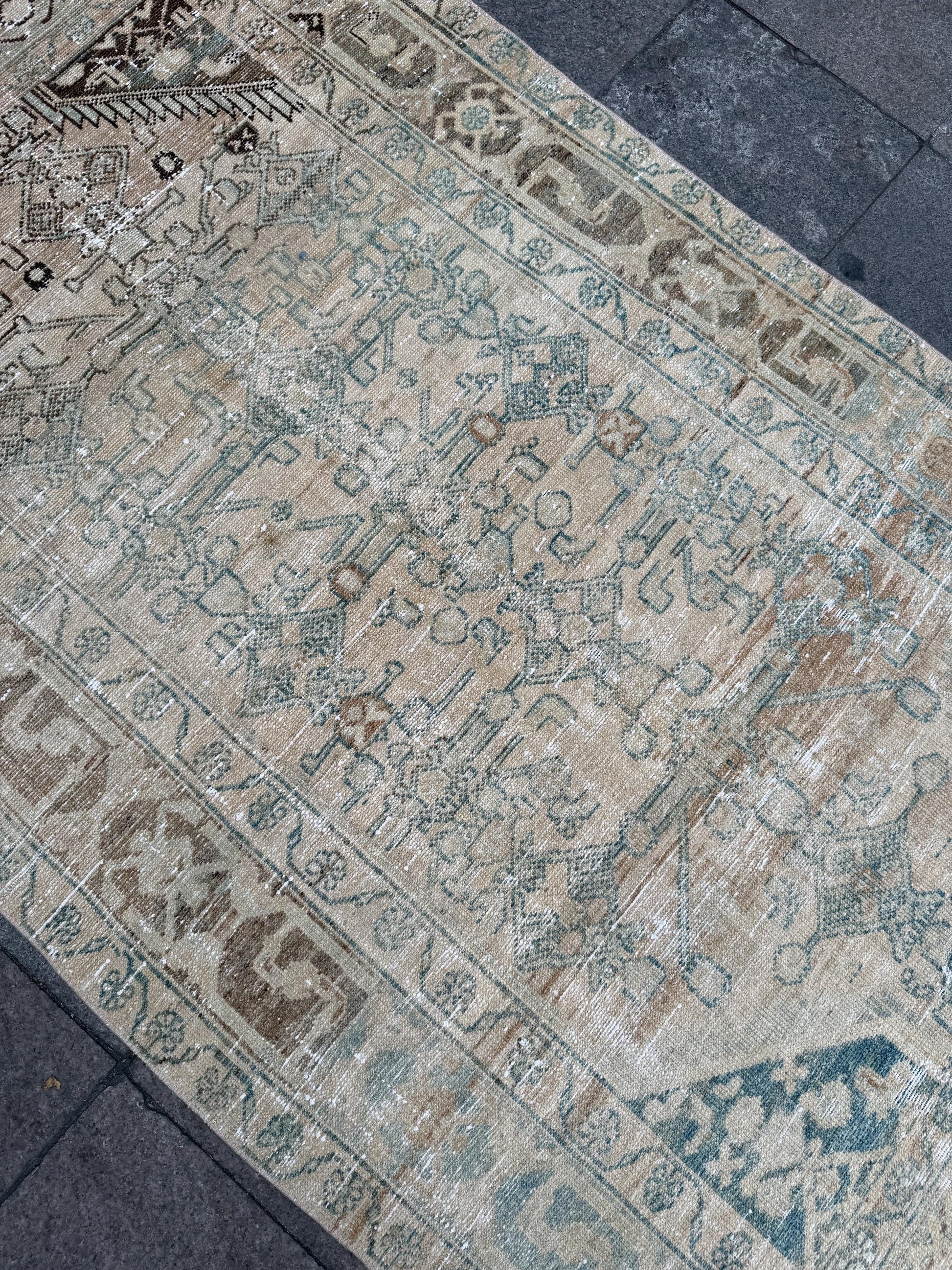 4'4"x6'11" feet Vintage Turkish Anatolian Rug,beige Floral Rug,130