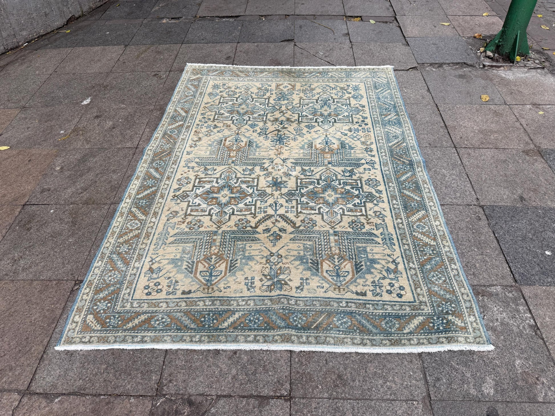 4'6"x6'3" feet Vintage Turkish Anatolian Rug,beige Floral Rug,131