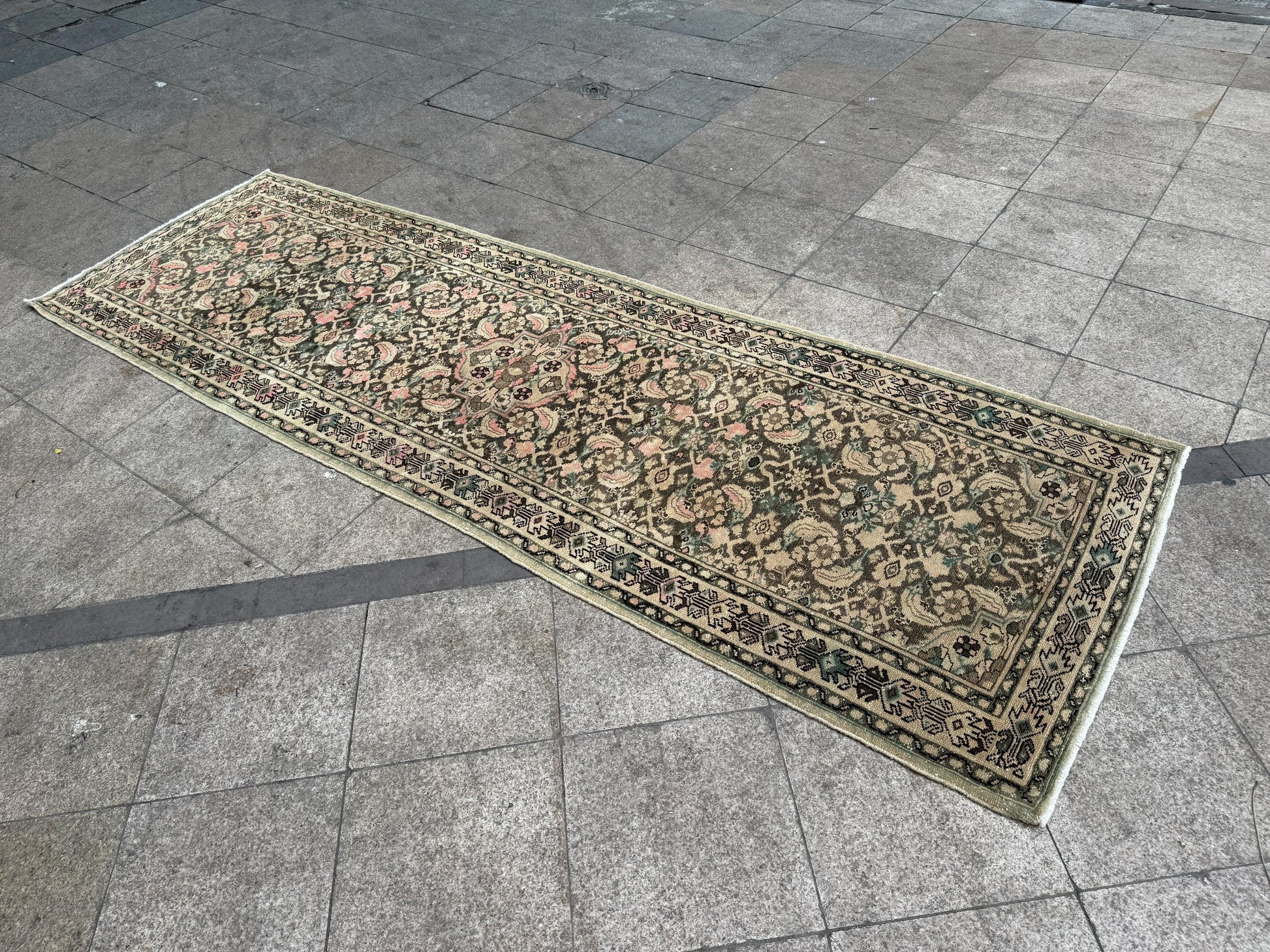 3'6"x10'7" feet Vintage Anatolian Wool Runner Rug,Floral Decoritive Natural Color Rug ,140