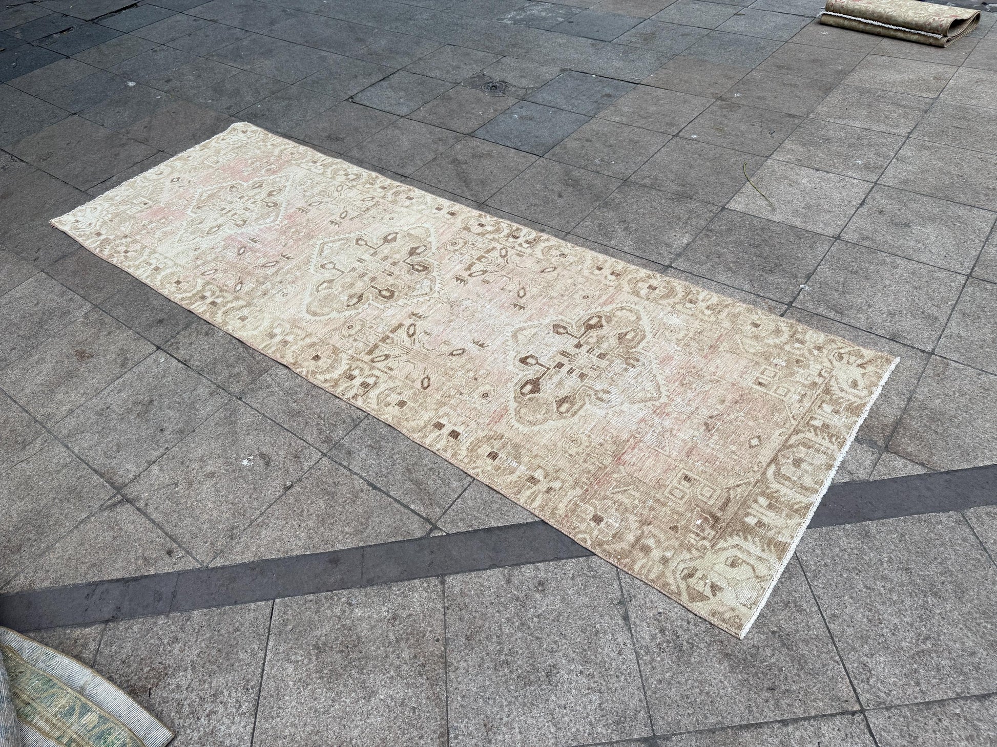 3'3"x10' feet Vintage Anatolian Wool Runner Rug,Geometric Decoritive Pink Rug ,502