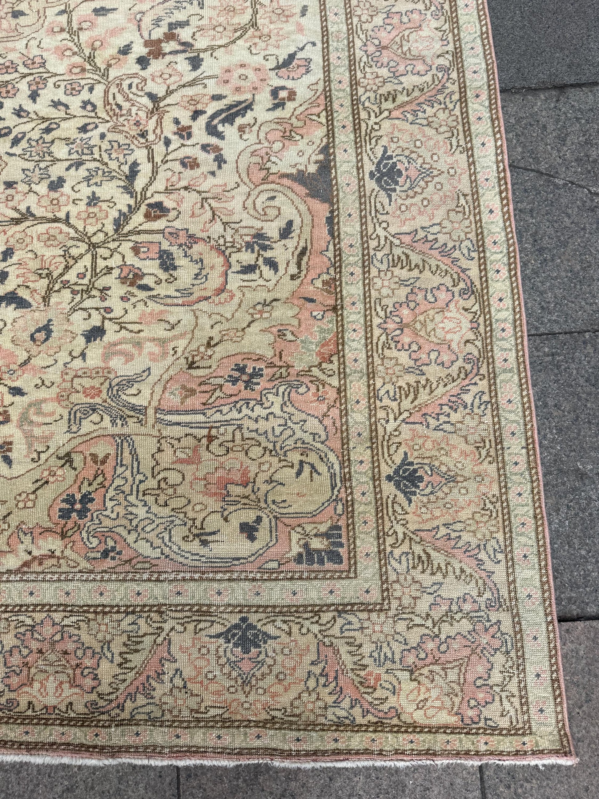 6'2"x9'10" feet Vintage Turkish Anatolian Rug,Beige Floral Rug,59