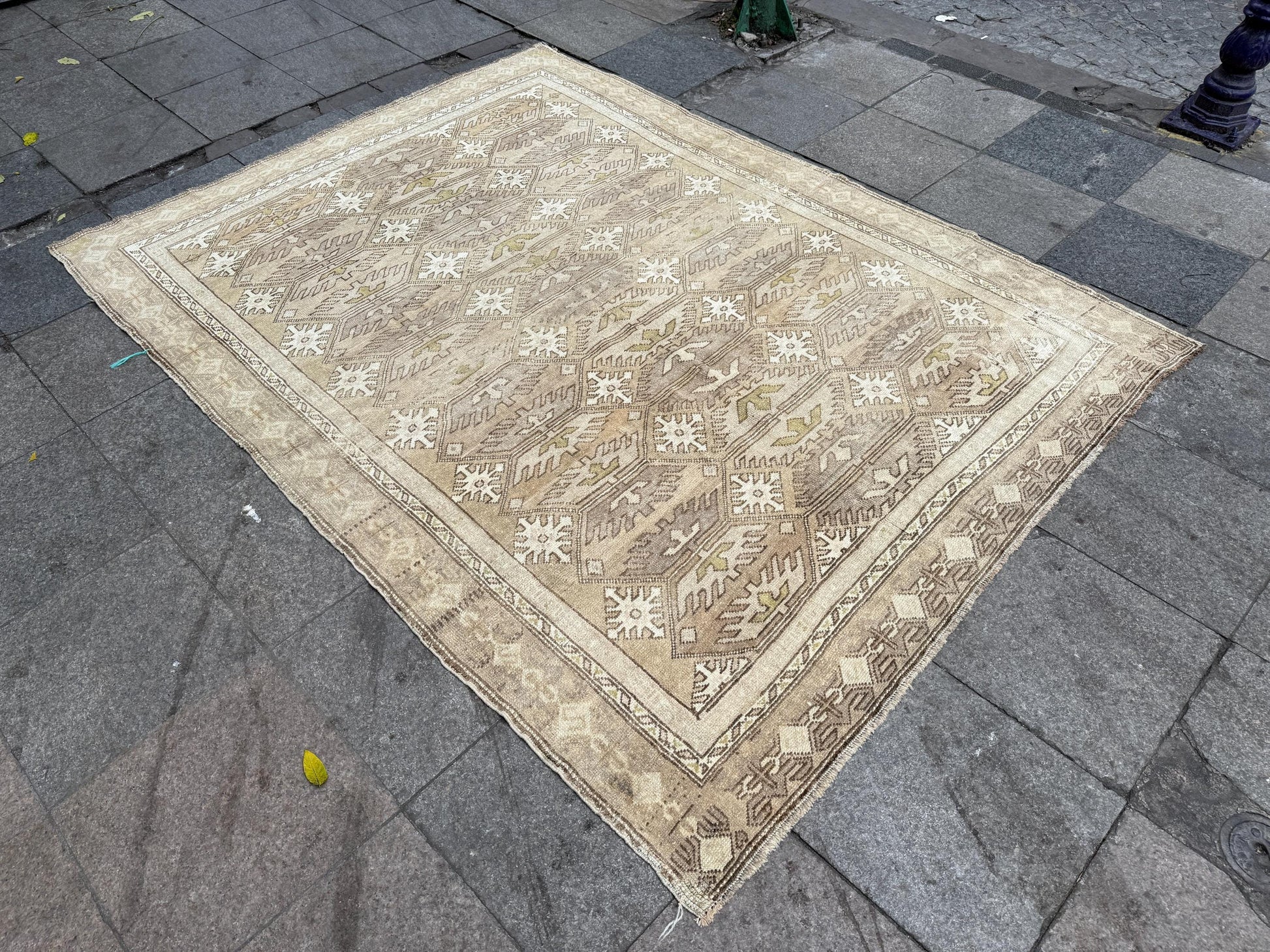 6'x7'9" feet Vintage Turkish Anatolian Rug,Natural color Geometric Rug,79