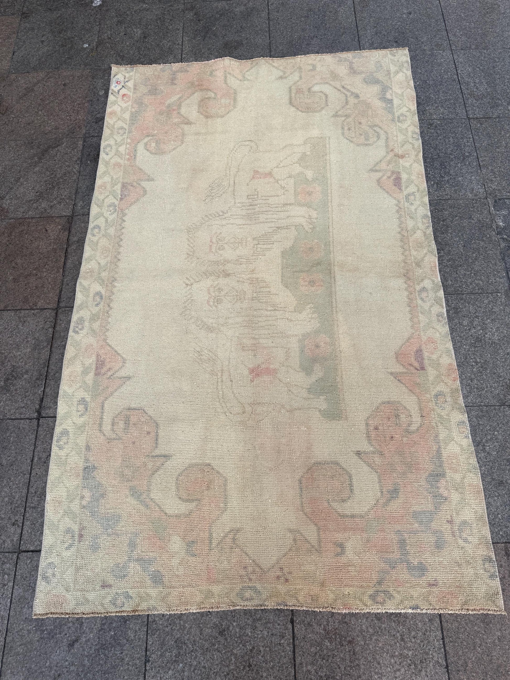 4'5"x7'6" feet Vintage Turkish Anatolian Rug,Beige Lion Rug,268