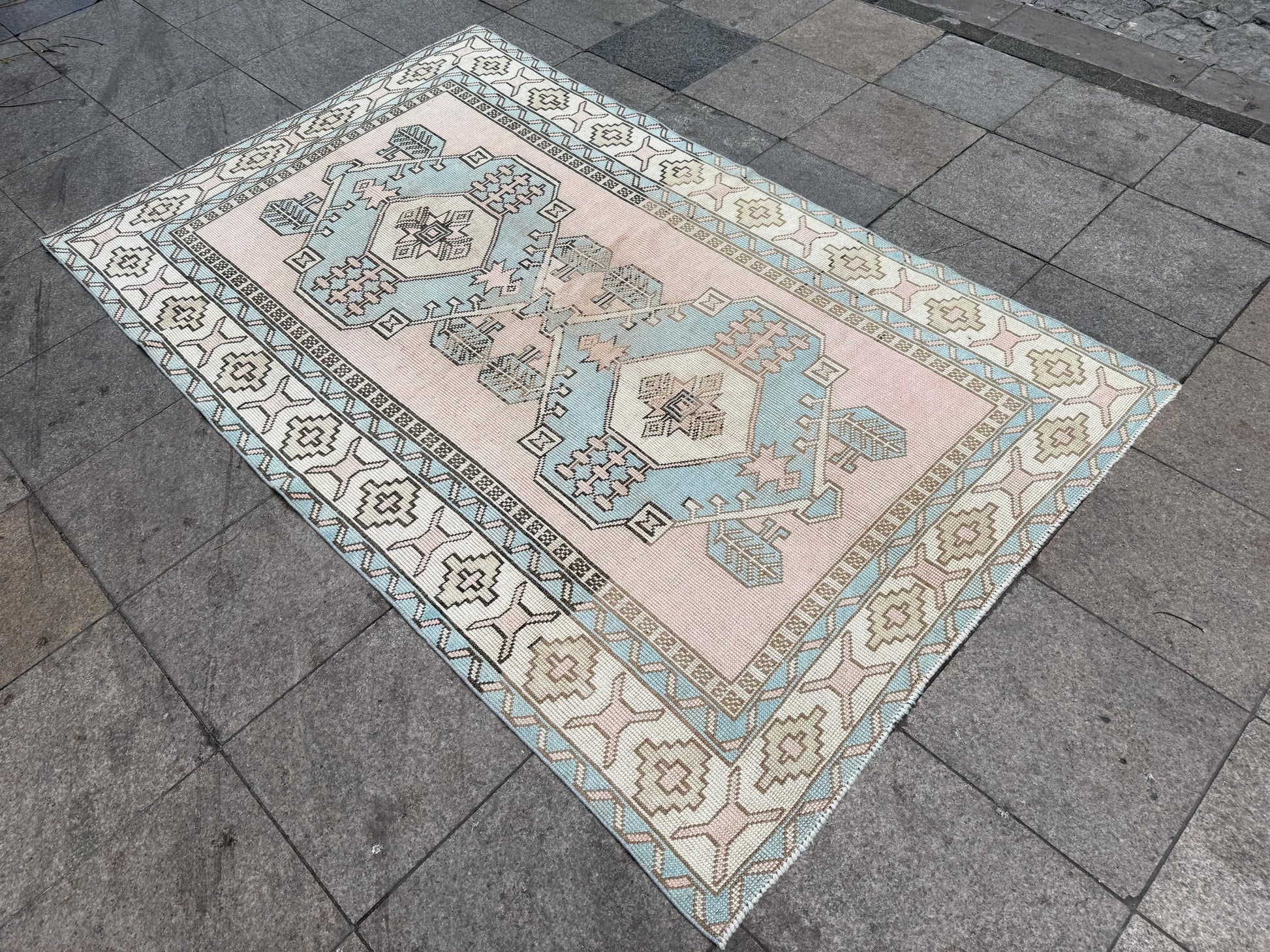 5'x8' feet Vintage Anatolian Wool Rug,Floral Decoritive Pink Rug ,371