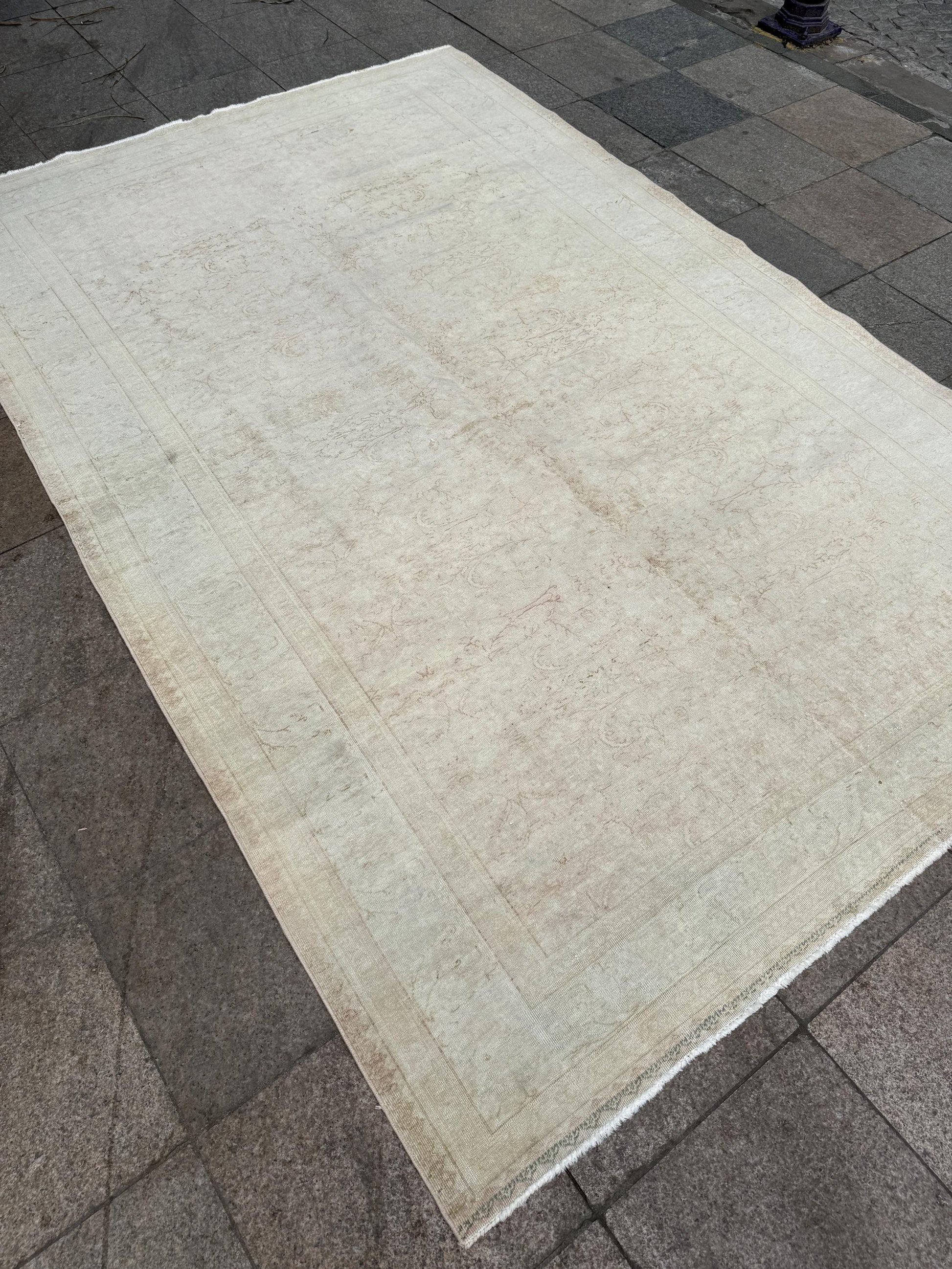 6'5"x9'8" feet Vintage Turkish Anatolian Rug,Beige Color Rug,423