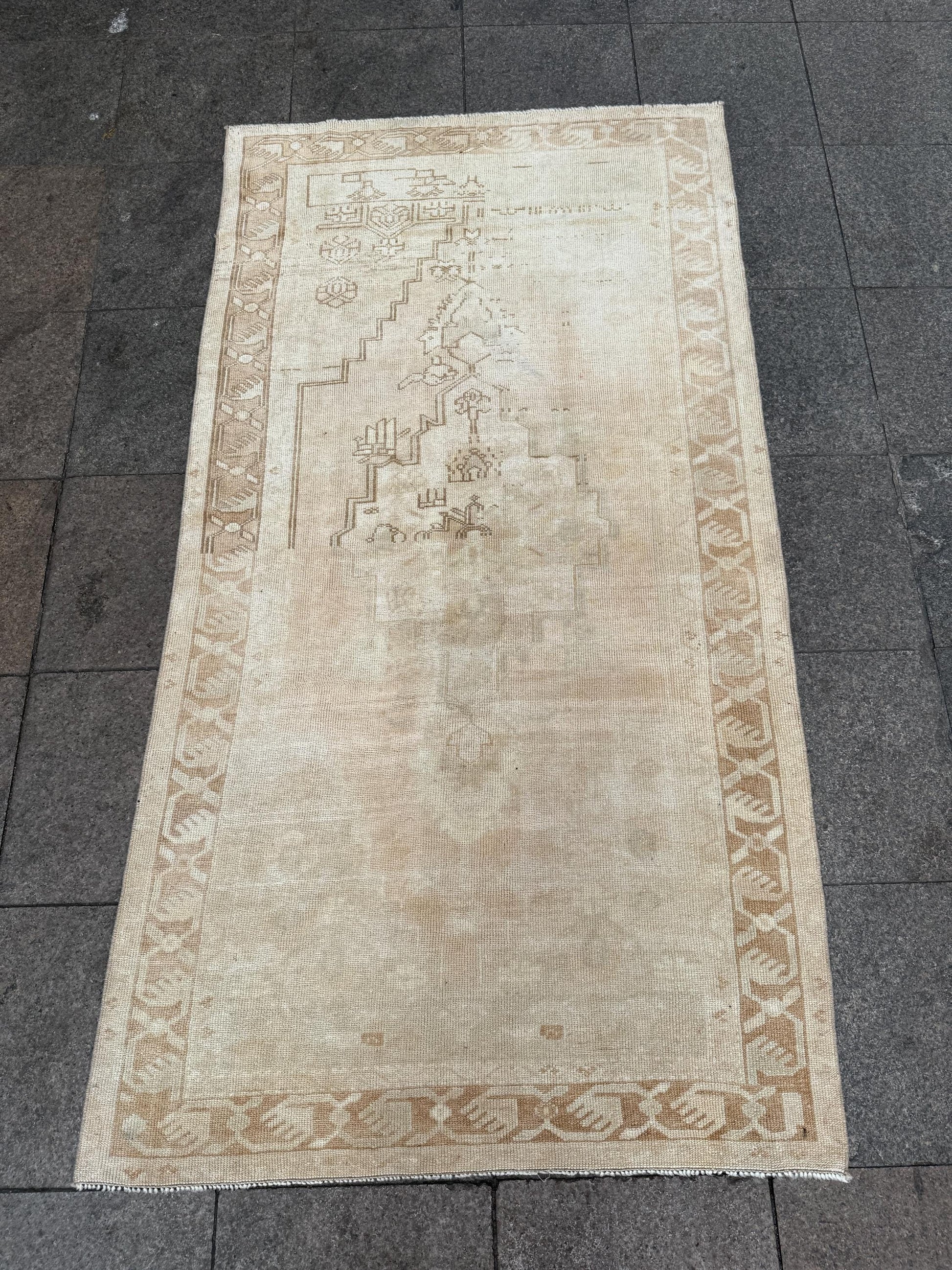 3'8"x6'10" feet  Vintage Turkish Anatolian Rug,Beige Color Rug,567