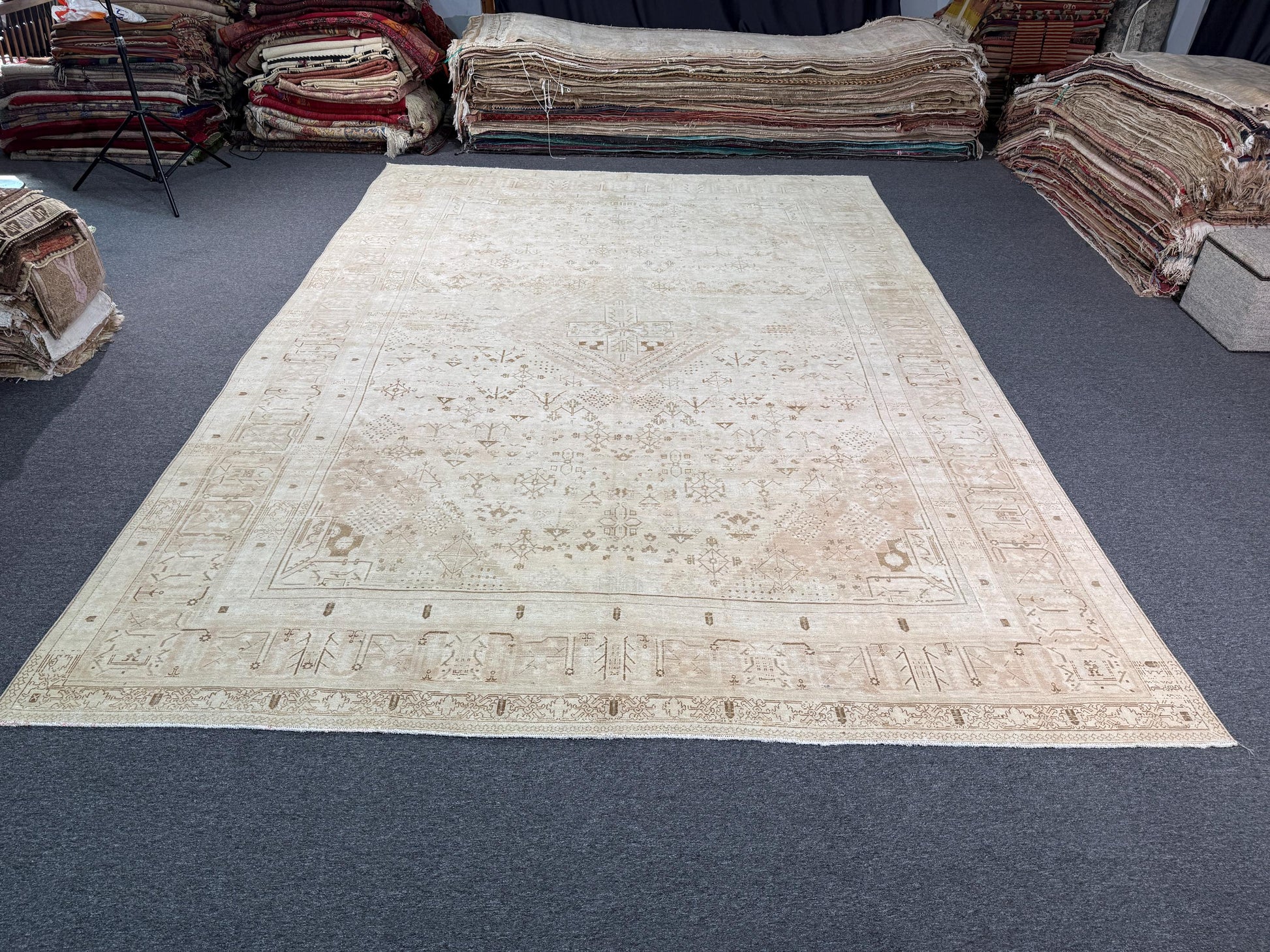10'1"x14'4" feet Vintage Turkish Anatolian Rug,Beige Color Rug,011