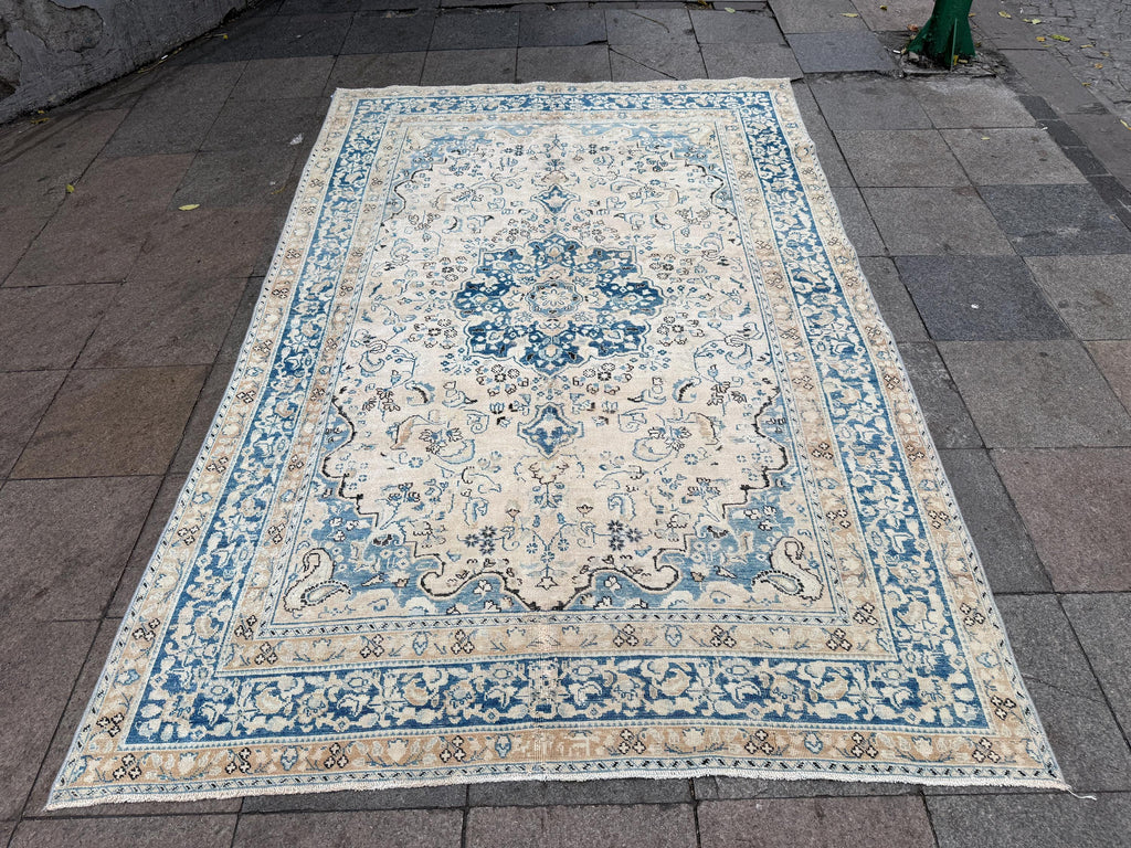6'2"x9'2" feet Vintage Turkish Anatolian Rug,Beige & Blue Rug,22