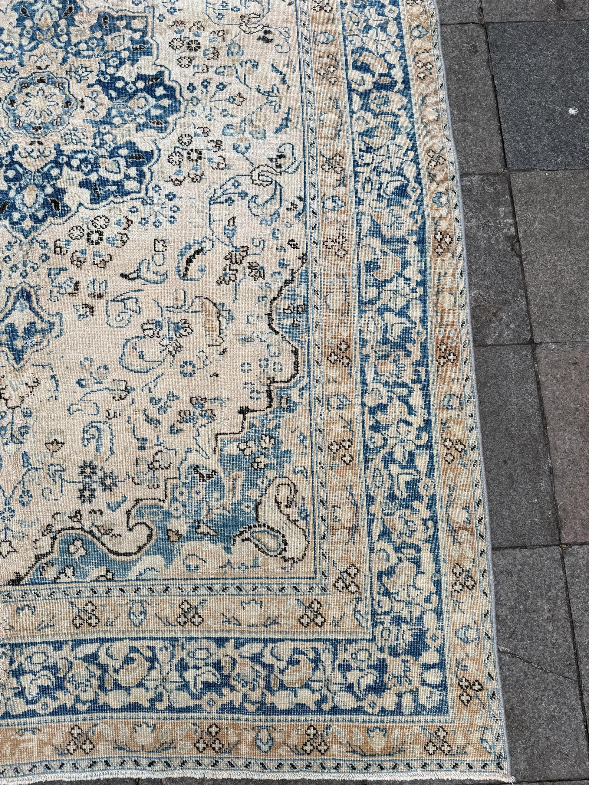 6'2"x9'2" feet Vintage Turkish Anatolian Rug,Beige & Blue Rug,22