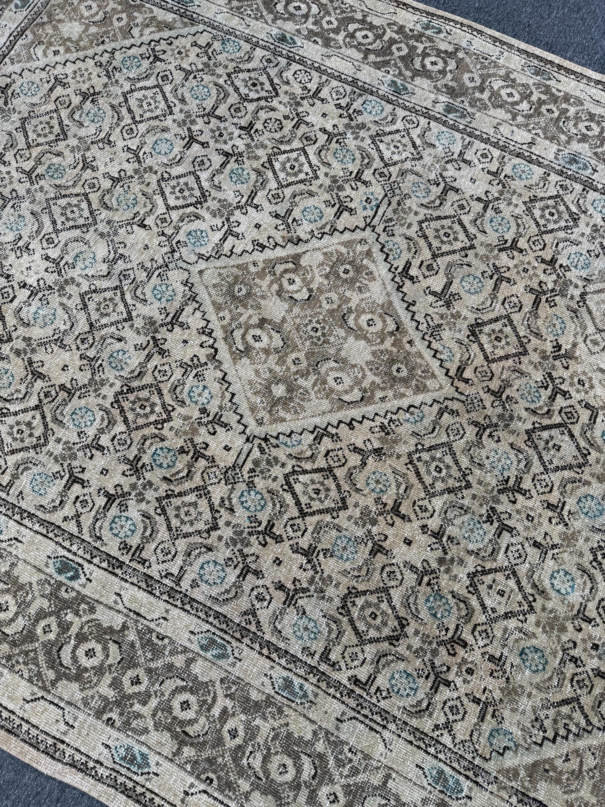 6'9"x10'1" feet Vintage Turkish Anatolian Rug,Beige Color Rug,48