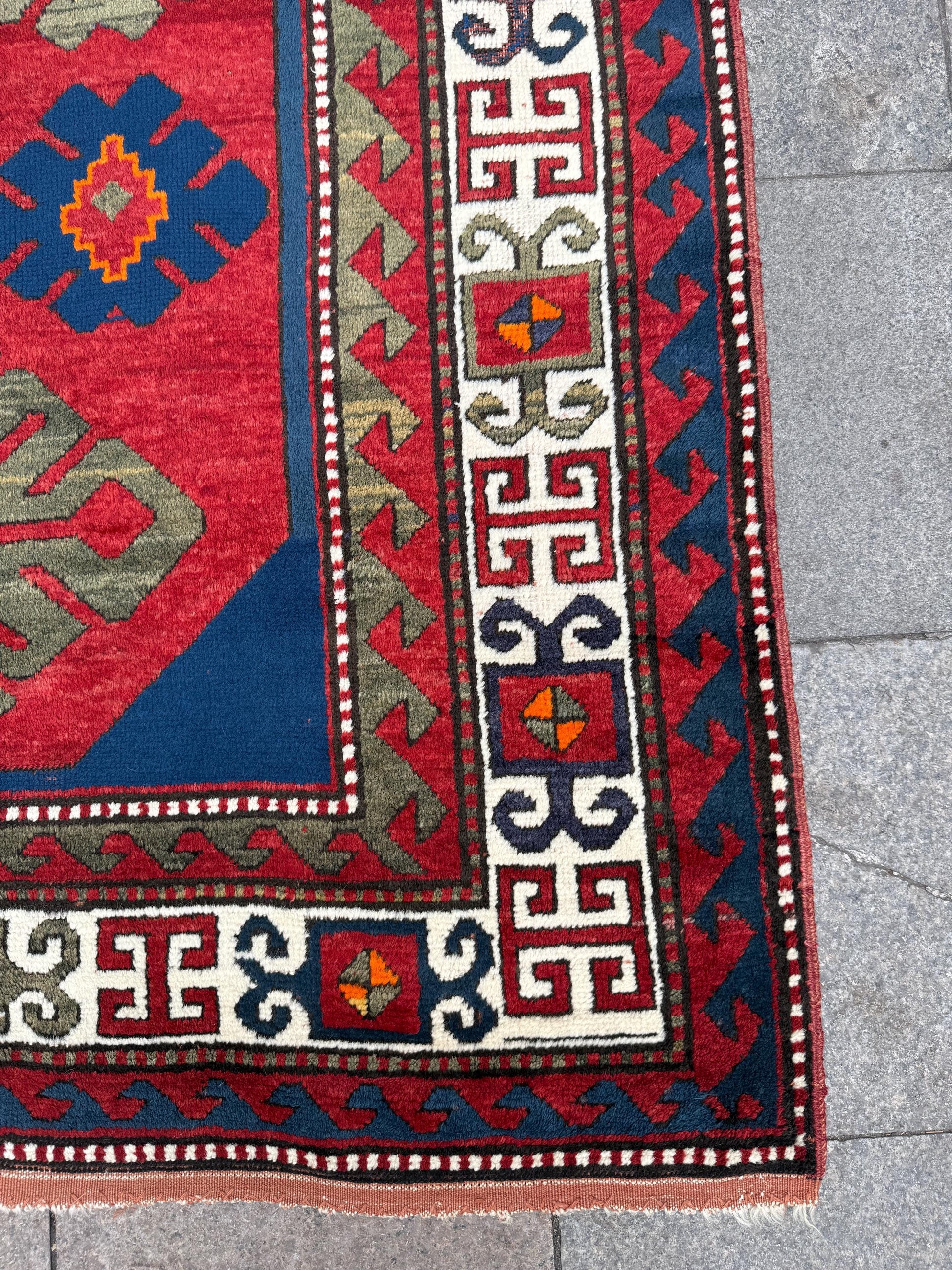 5'x7'11" feet Vintage Turkish Anatolian Rug,Red Color Rug,62